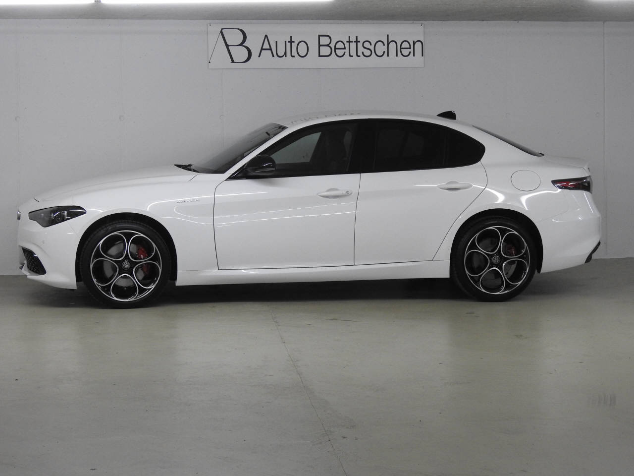 ALFA ROMEO Giulia 2.0 Q4 Veloce-image-8