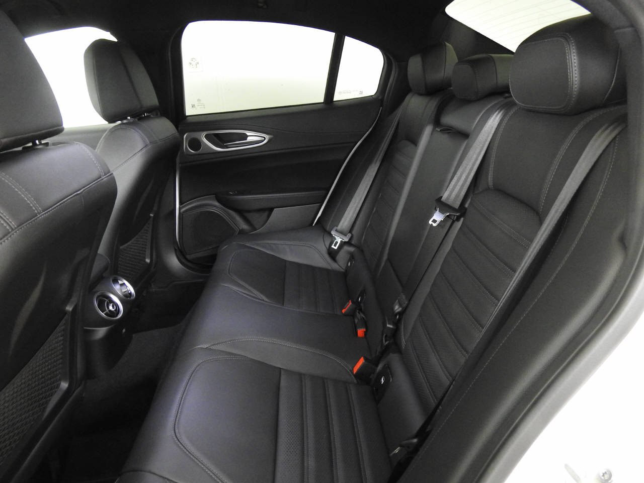 ALFA ROMEO Giulia 2.0 Q4 Veloce-image-12