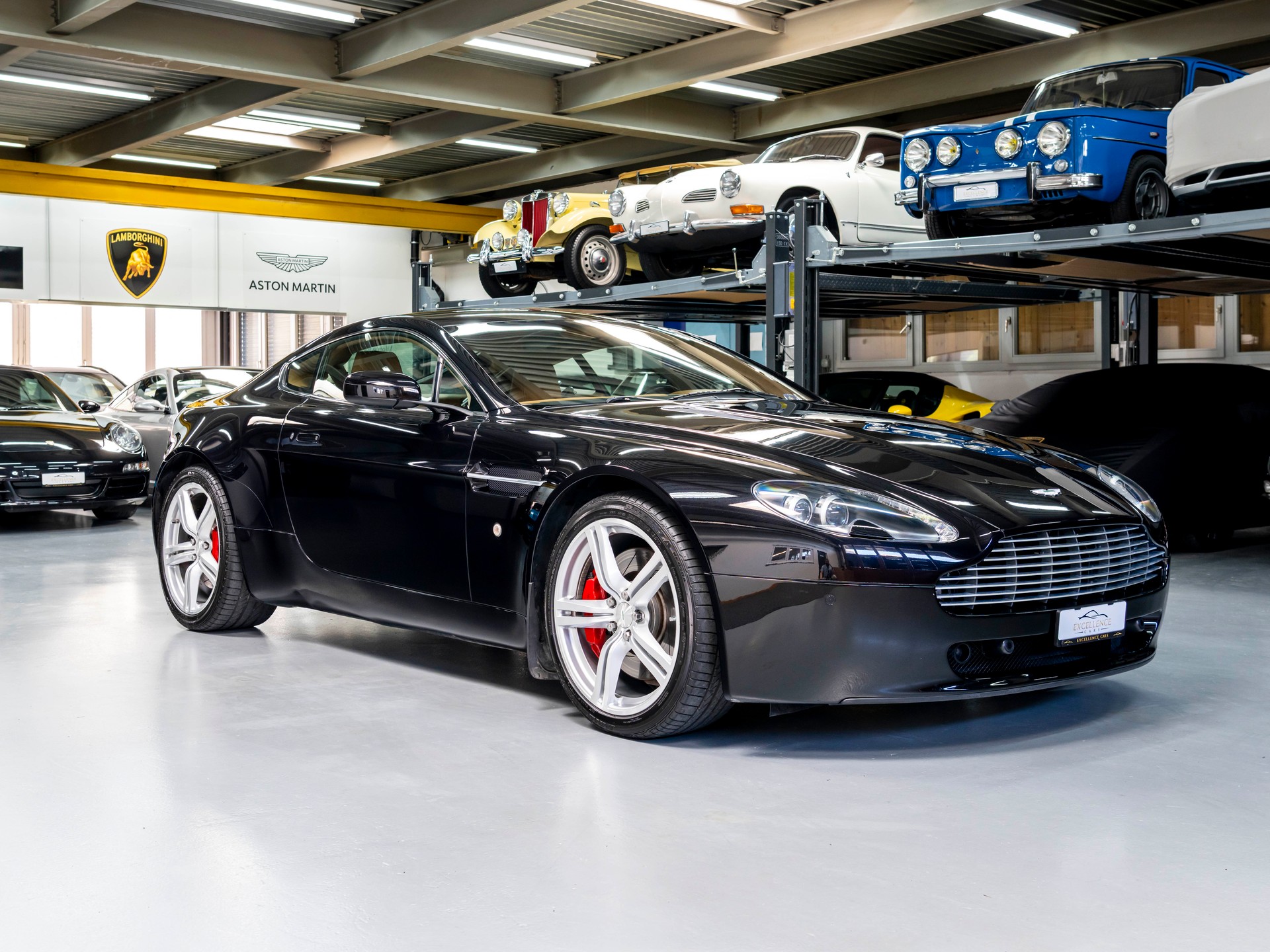 ASTON MARTIN V8 Vantage 4.7 Sportshift-image-2
