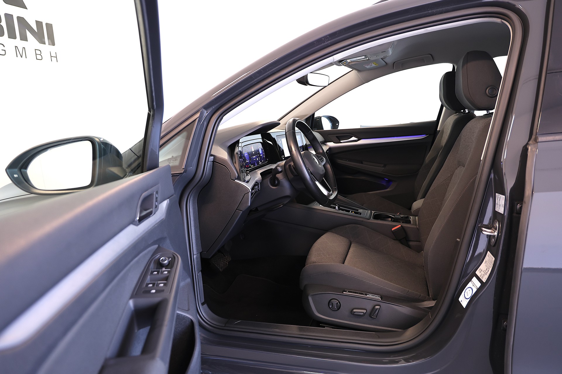 VW Golf VIII Variant 2.0 TDI Life DSG-image-6