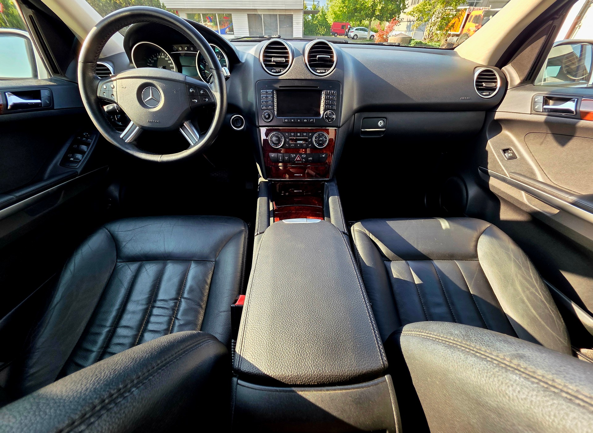 MERCEDES-BENZ ML 500 4Matic 7G-Tronic-image-6