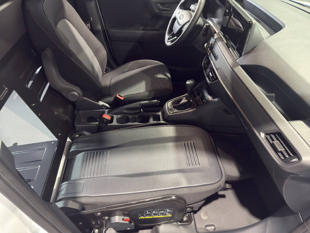 FORD Transit Courier Van 1.0 EcoBoost 100 PS Trned-image-15