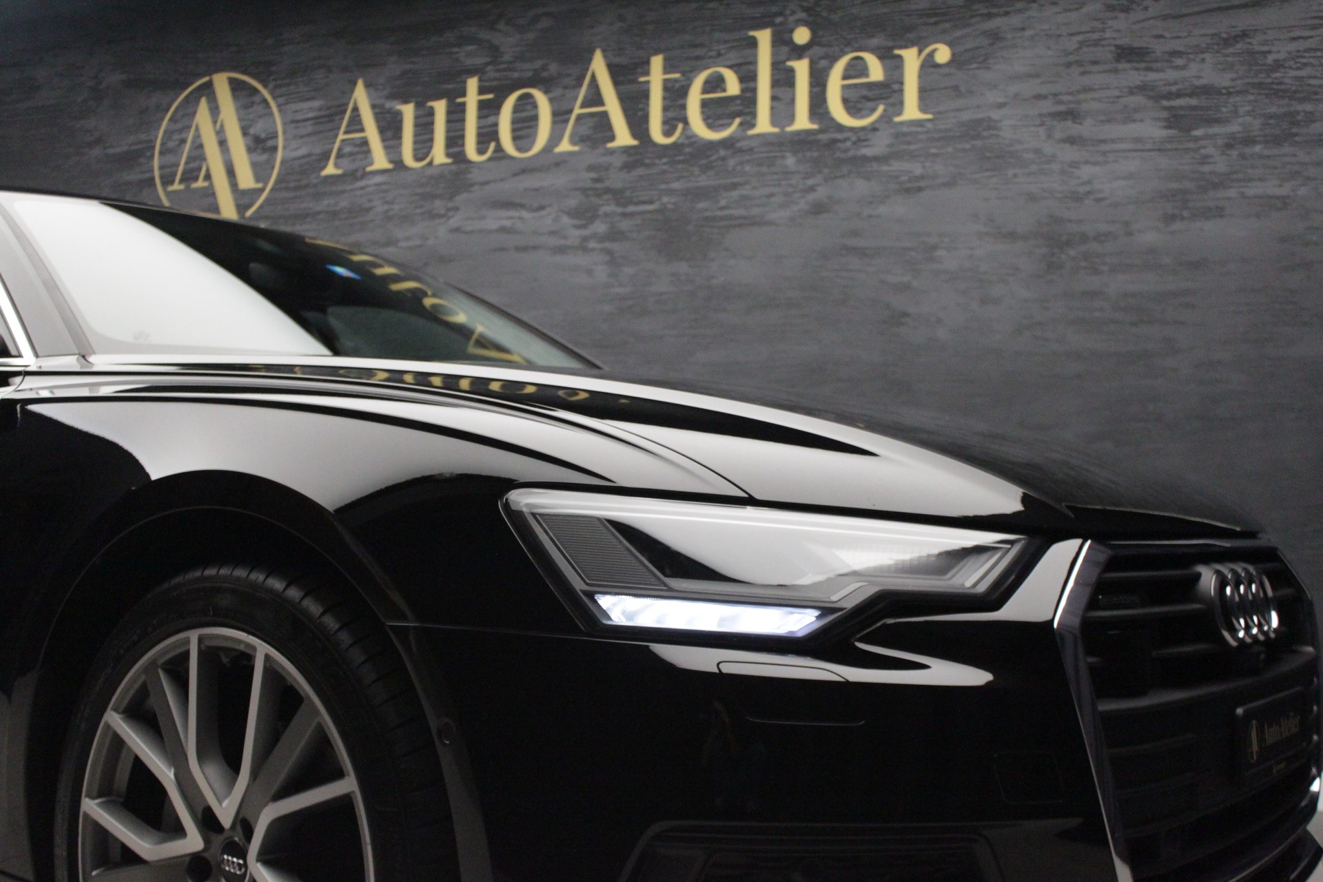 AUDI A6 Avant 40 TDI quattro S-tronic-image-5