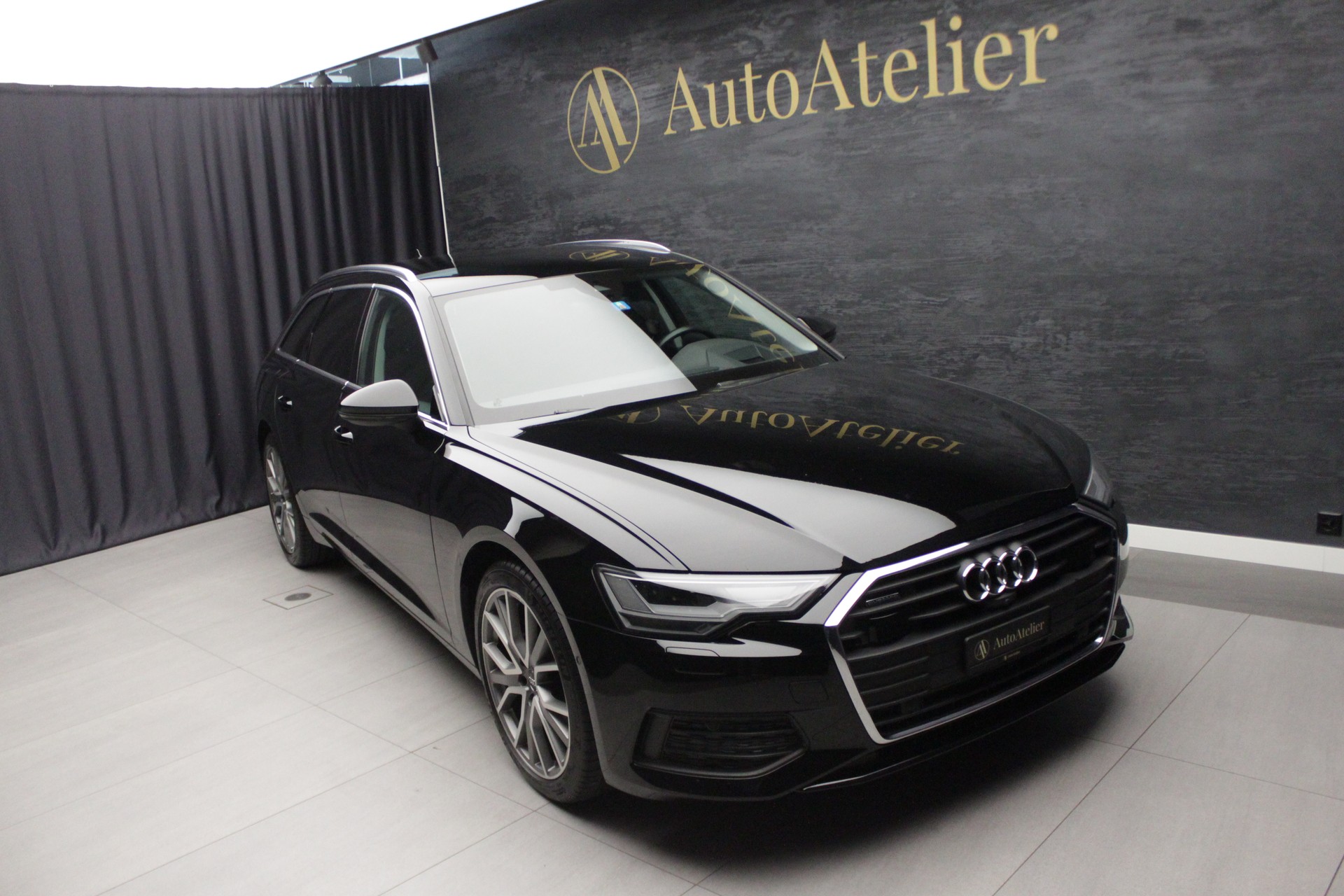 AUDI A6 Avant 40 TDI quattro S-tronic-image-2