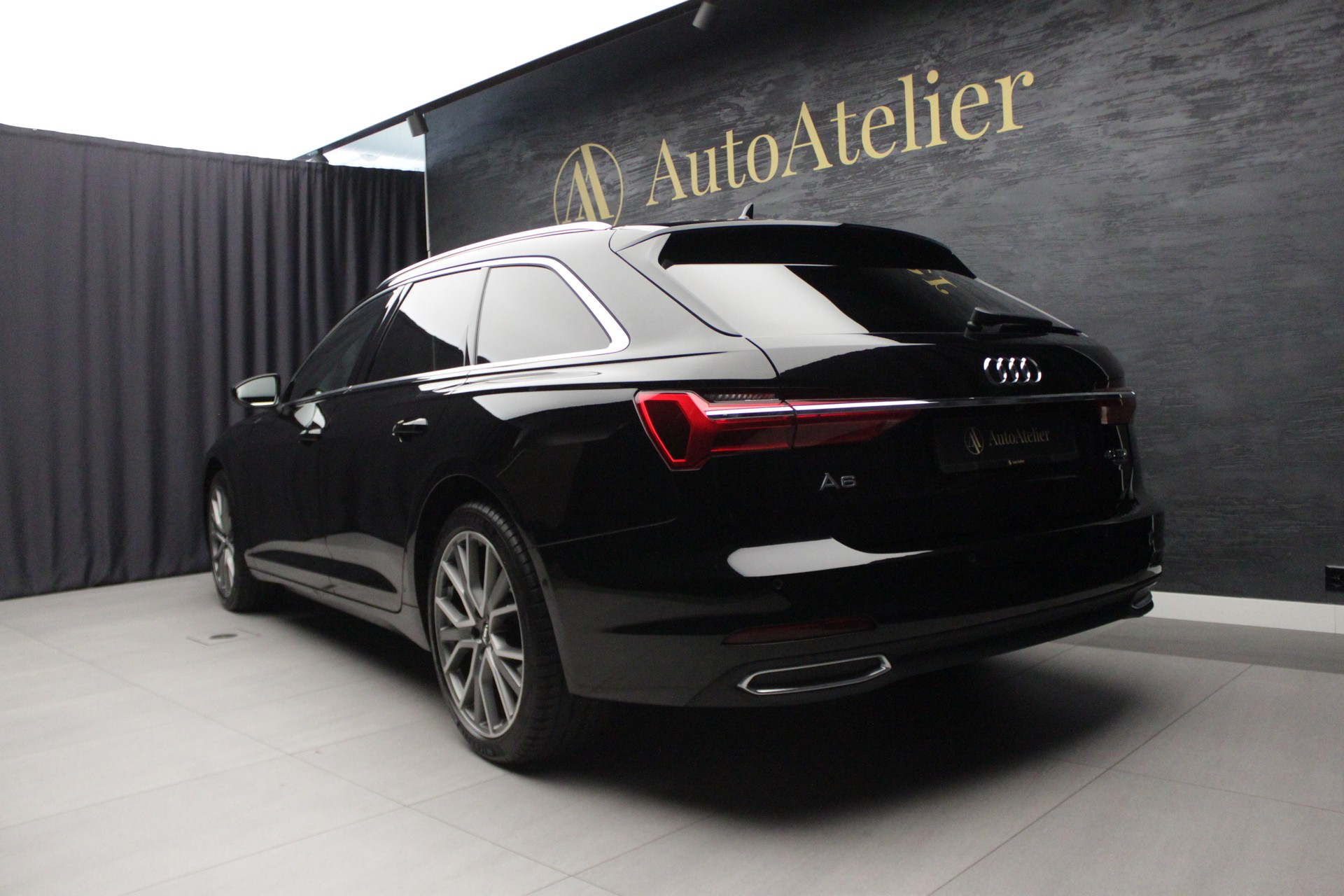AUDI A6 Avant 40 TDI quattro S-tronic-image-6