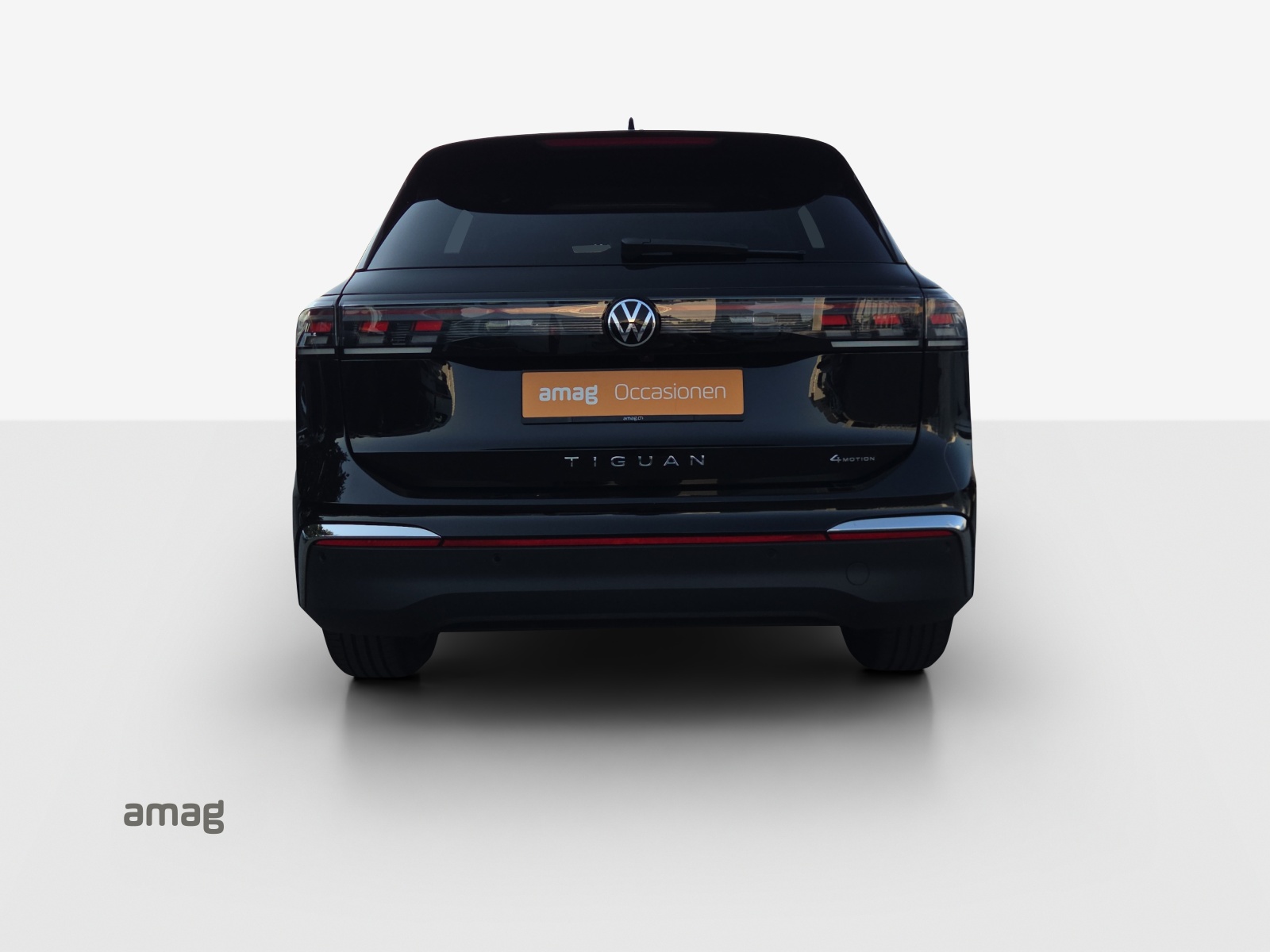 VW Tiguan 2.0 TSI DSG Elegance 4Motion-showroom-element-3