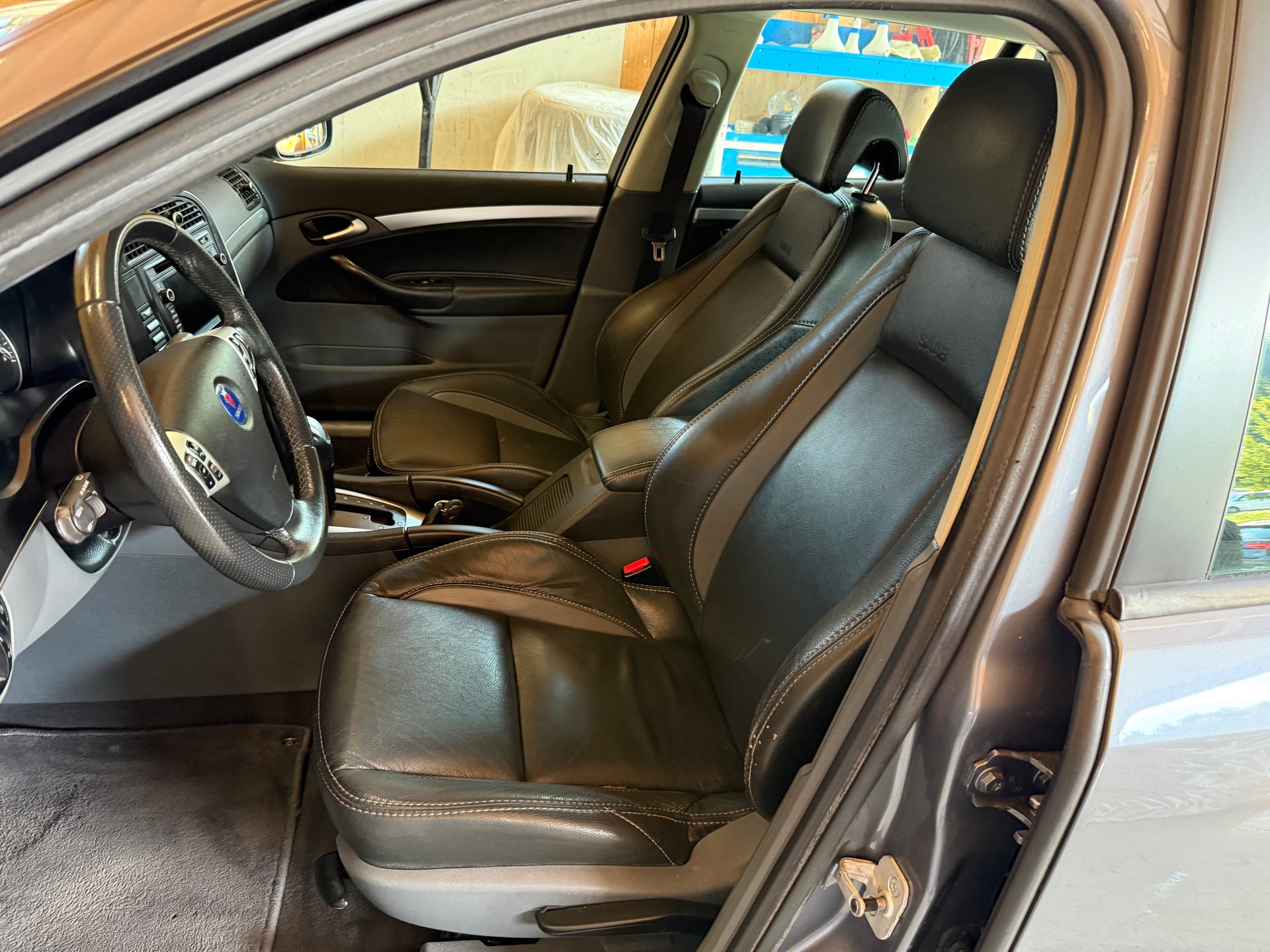 SAAB 9-3 2.0 (1.8t) Vector-image-6