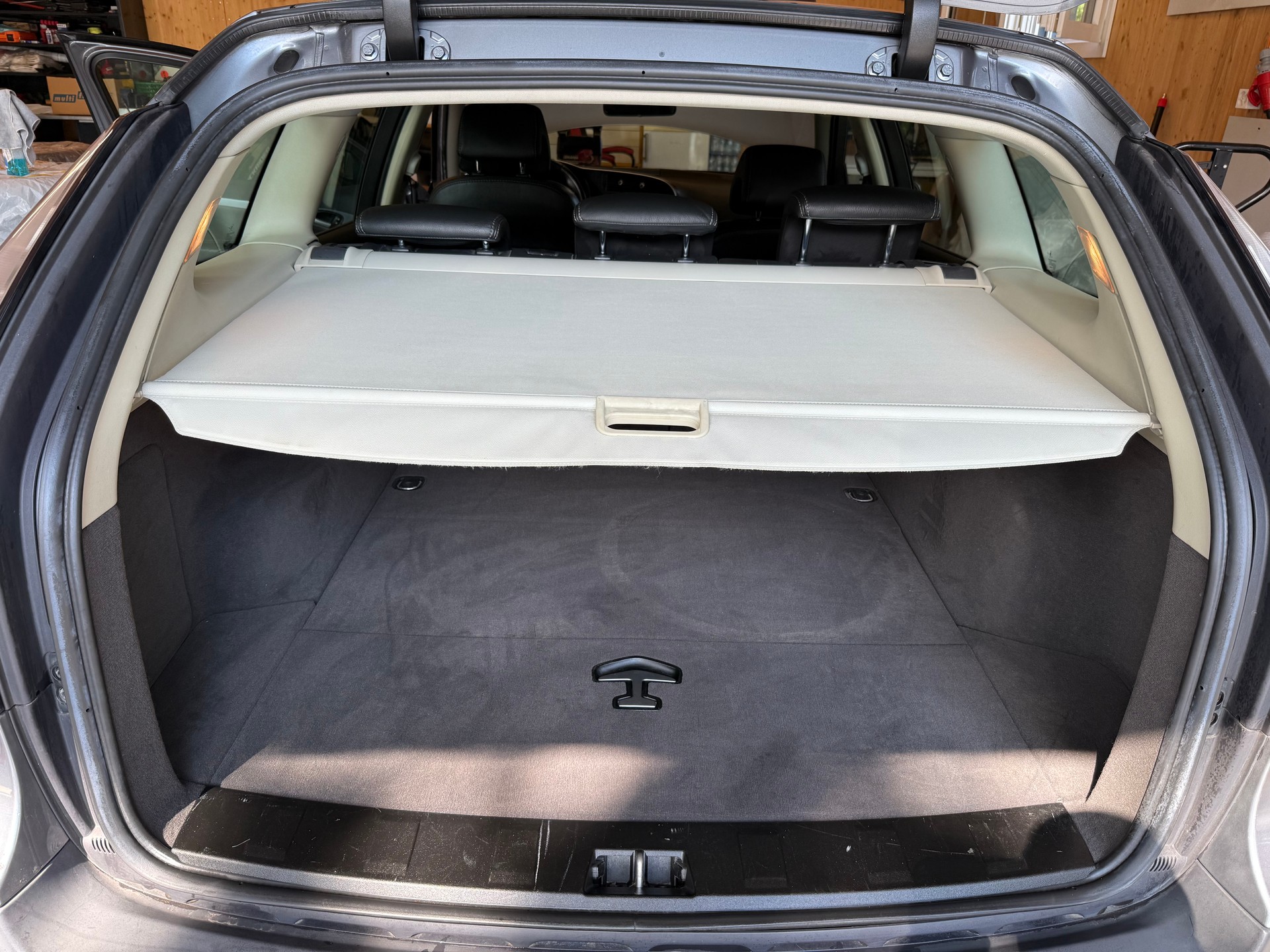 SAAB 9-3 2.0 (1.8t) Vector-image-13