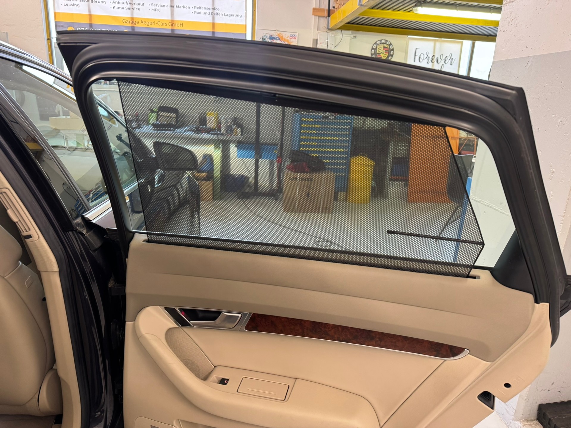 AUDI A6 Limousine 4.2 V8 FSI quattro tiptronic-image-11