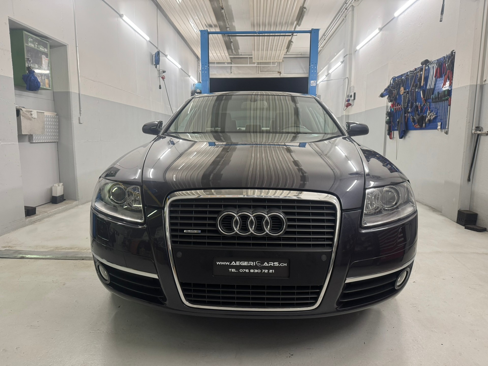 AUDI A6 Limousine 4.2 V8 FSI quattro tiptronic-image-1