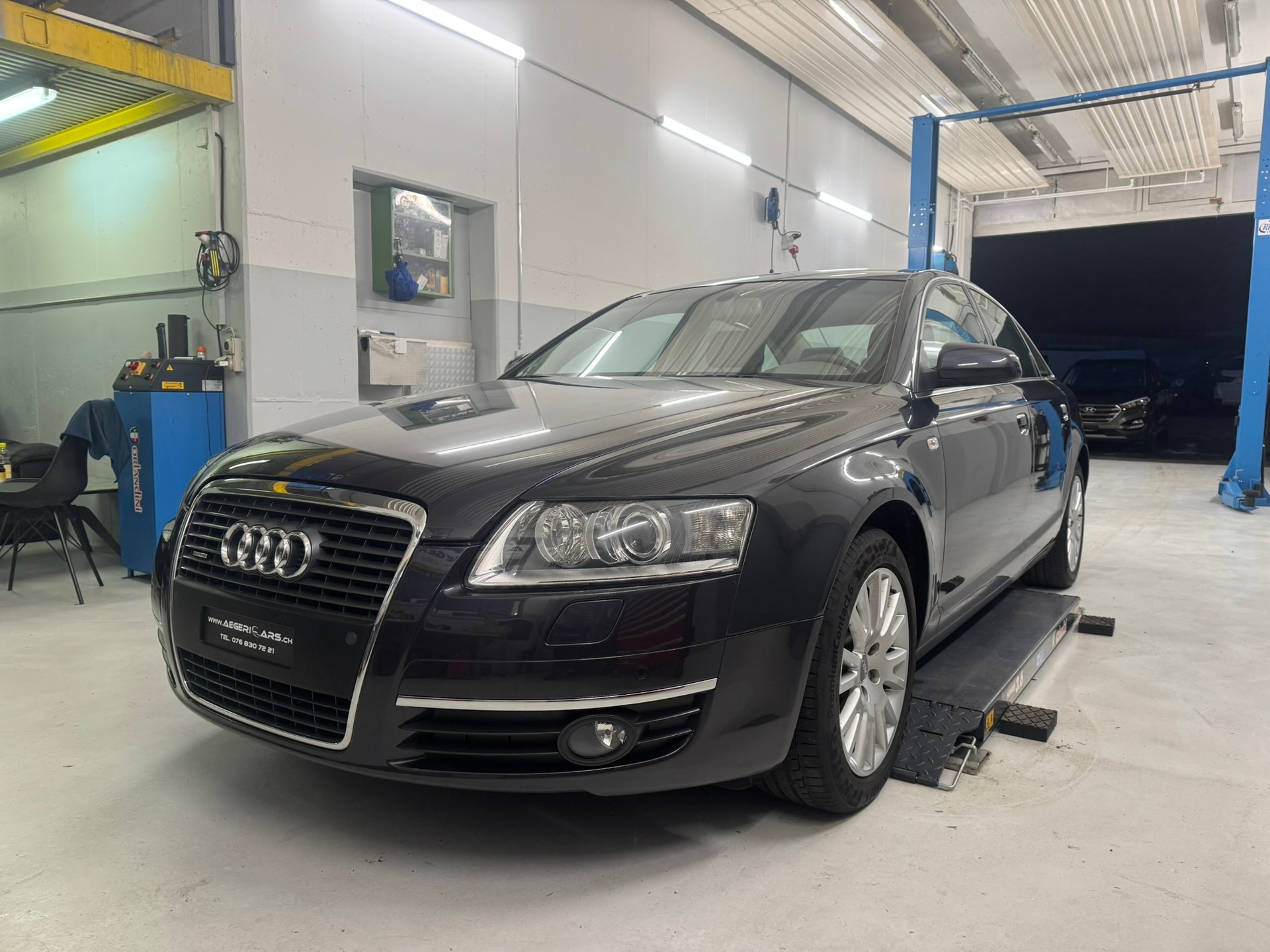 AUDI A6 Limousine 4.2 V8 FSI quattro tiptronic-image-0