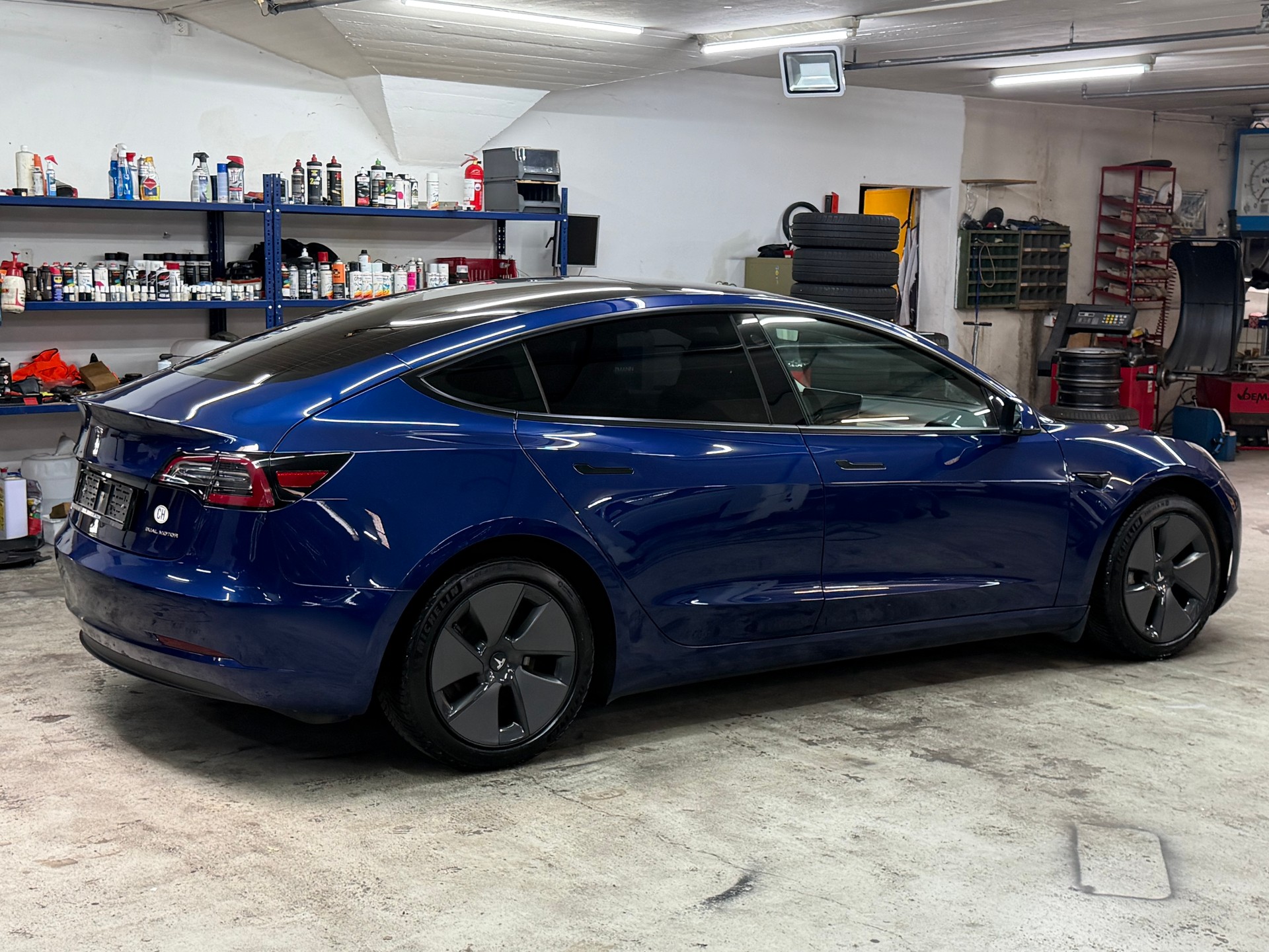 TESLA Model 3 Long Range Dual Motor AWD-image-6