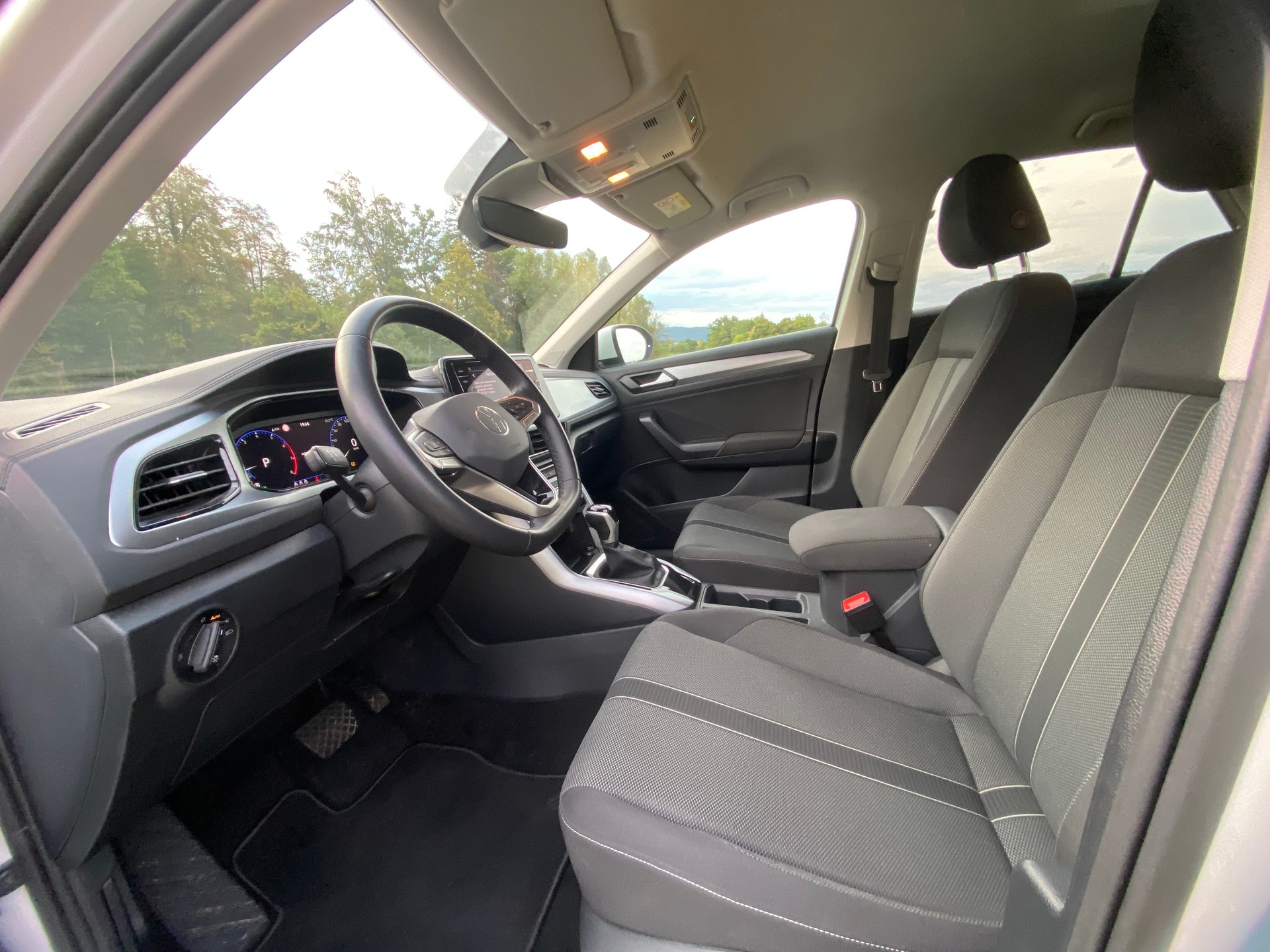 VW T-Roc 1.5 TSI EVO Style DSG-image-9