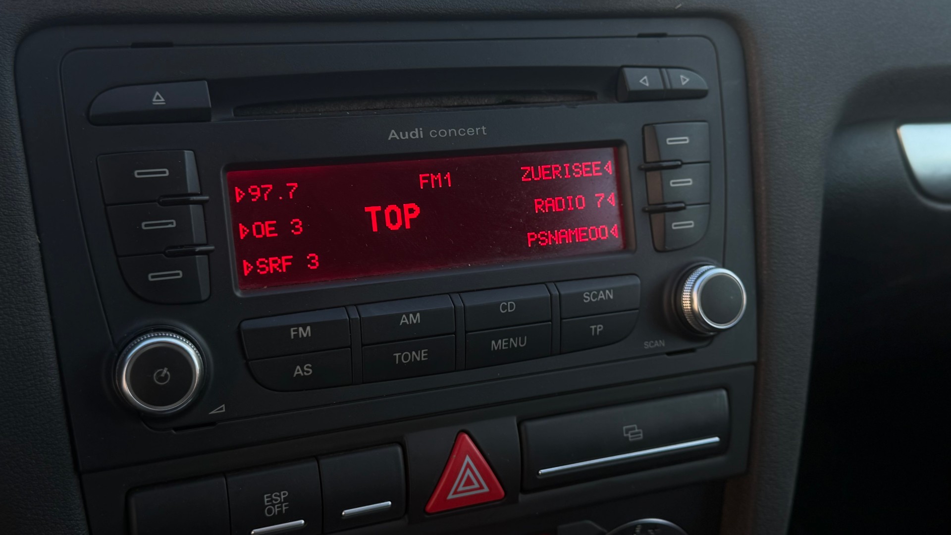 AUDI S3 2.0 Turbo FSI quattro-image-10