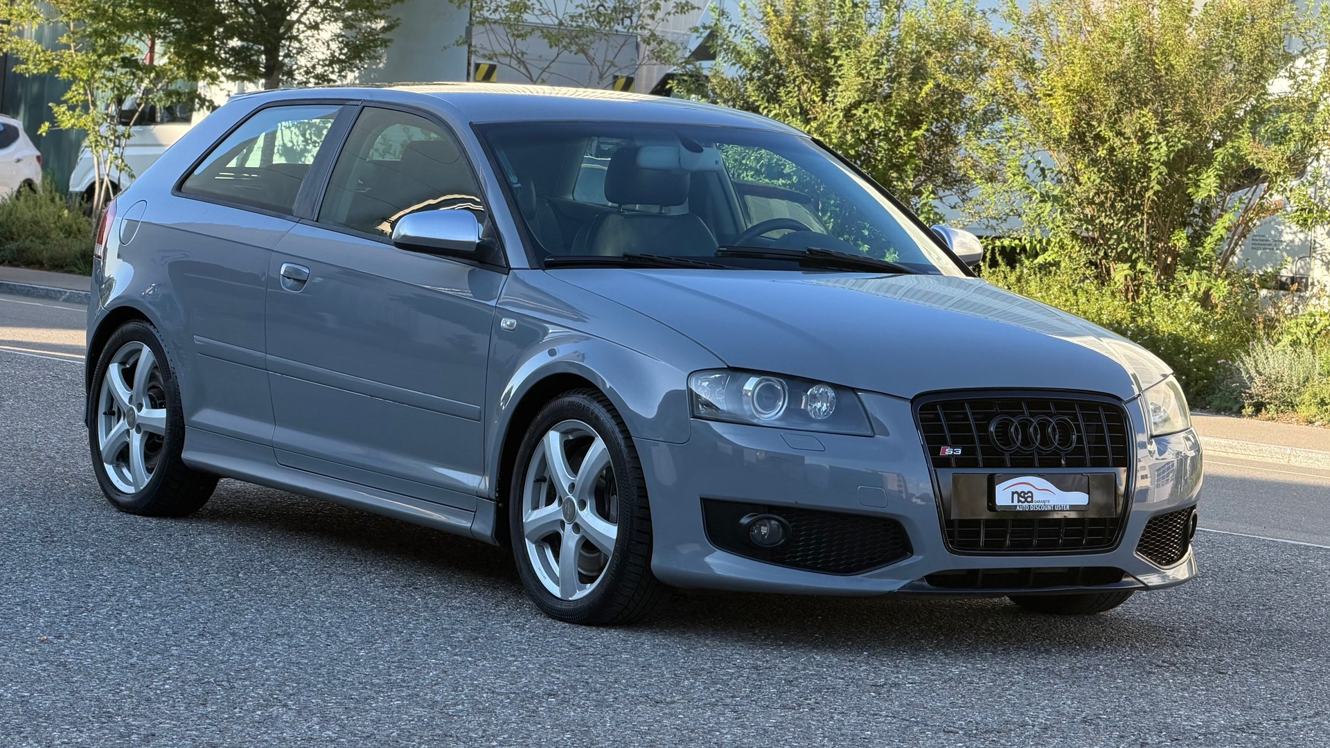 AUDI S3 2.0 Turbo FSI quattro-image-2