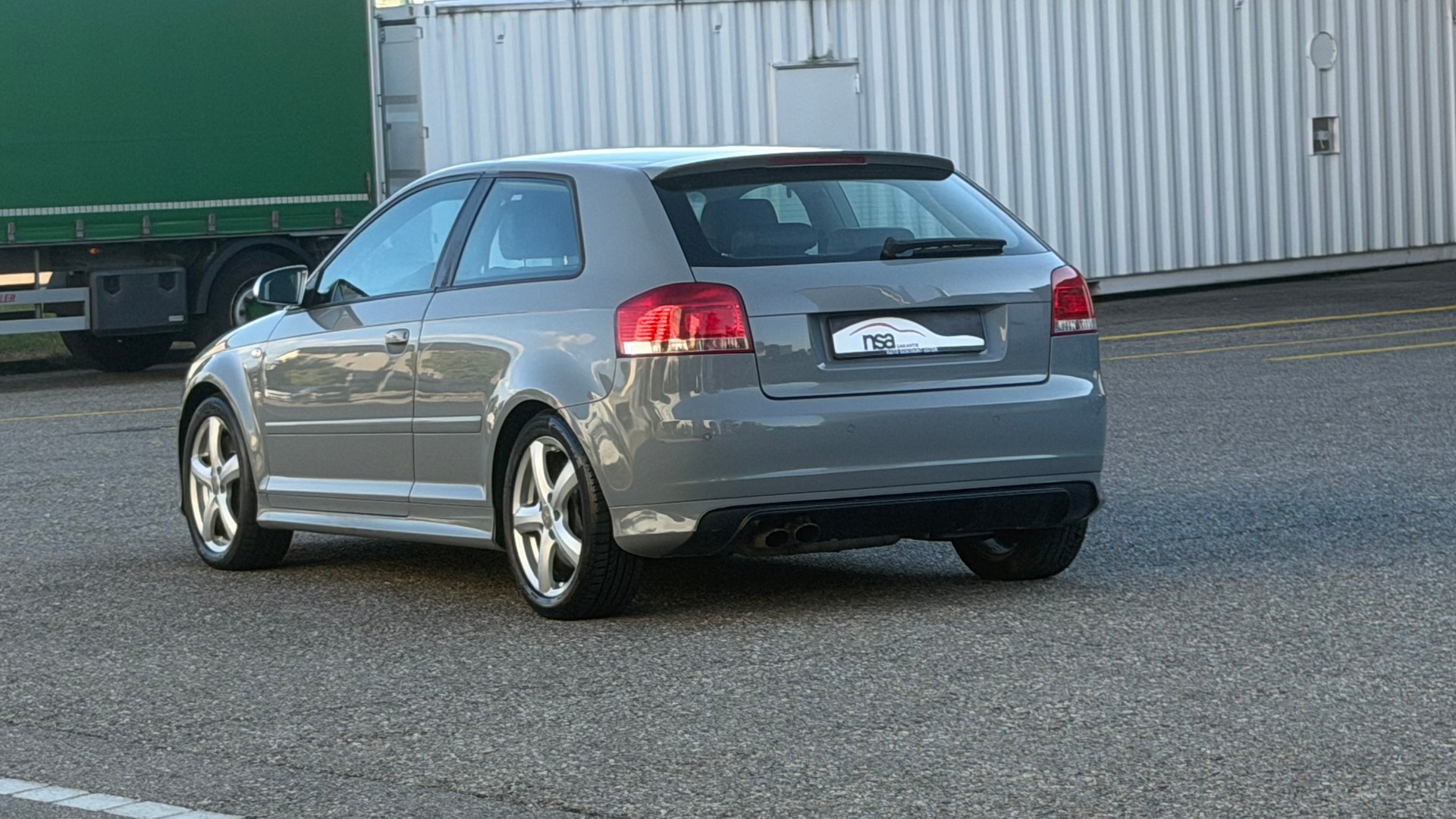 AUDI S3 2.0 Turbo FSI quattro-image-5