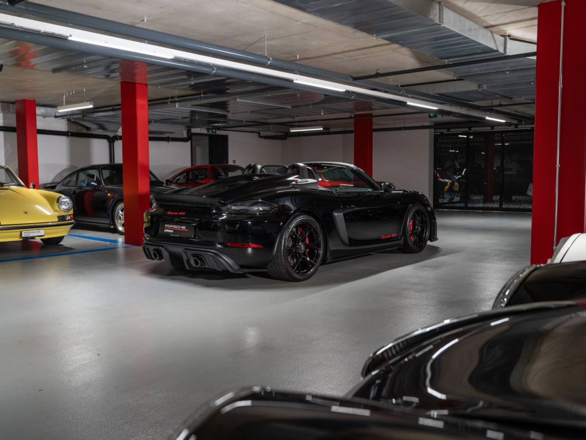 PORSCHE 718 Spyder RS-image-7