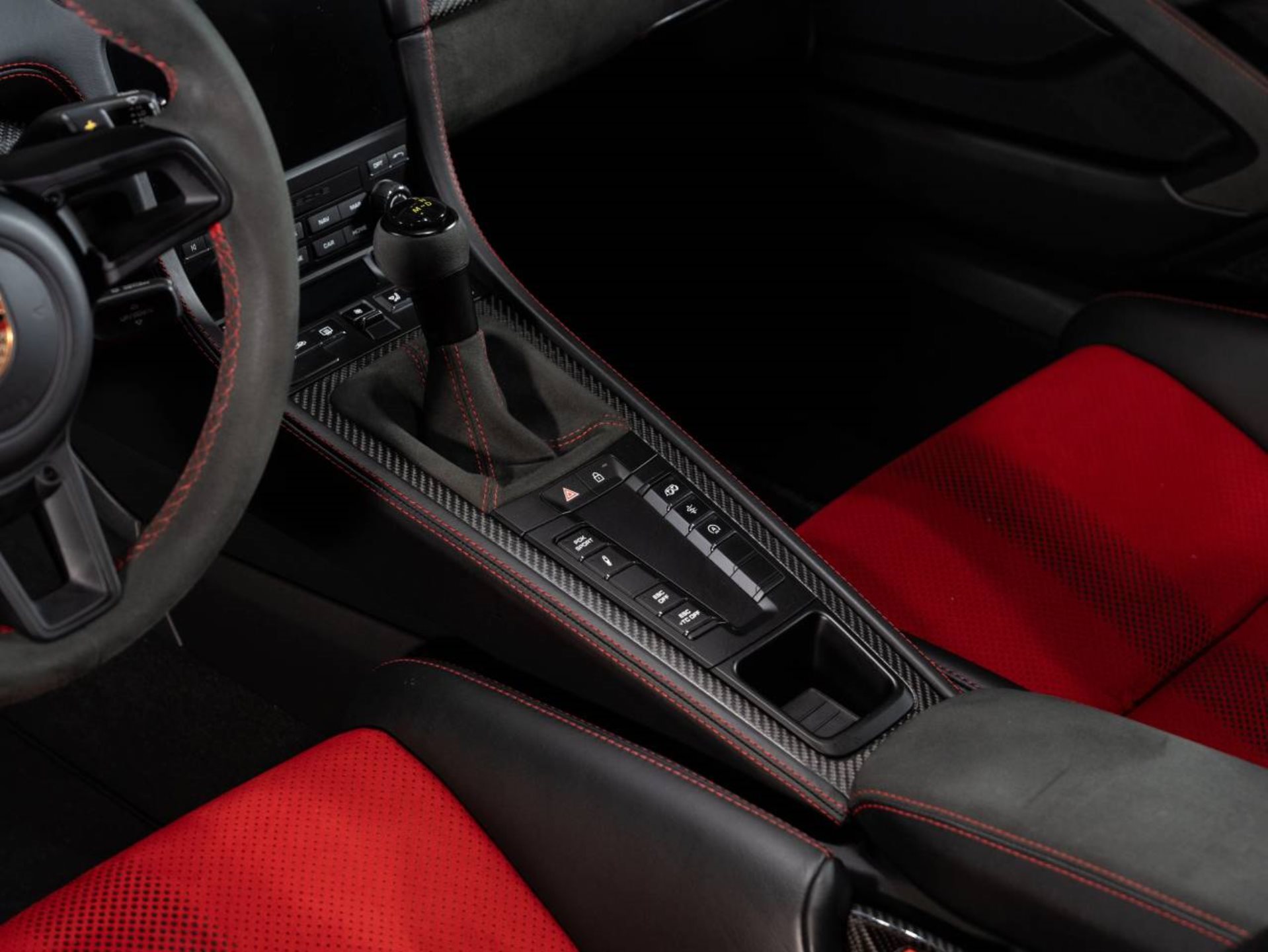 PORSCHE 718 Spyder RS-image-11