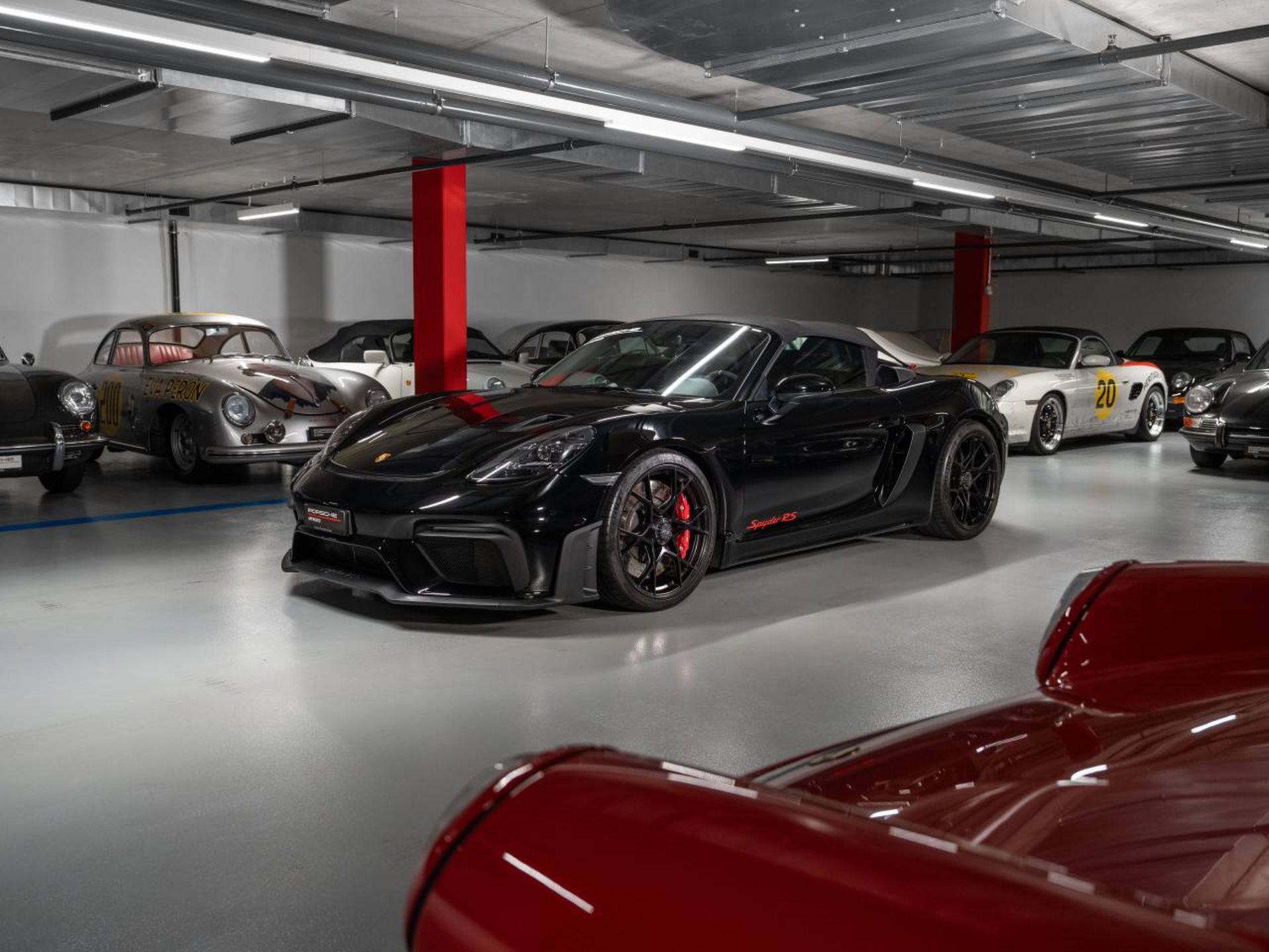 PORSCHE 718 Spyder RS-image-2