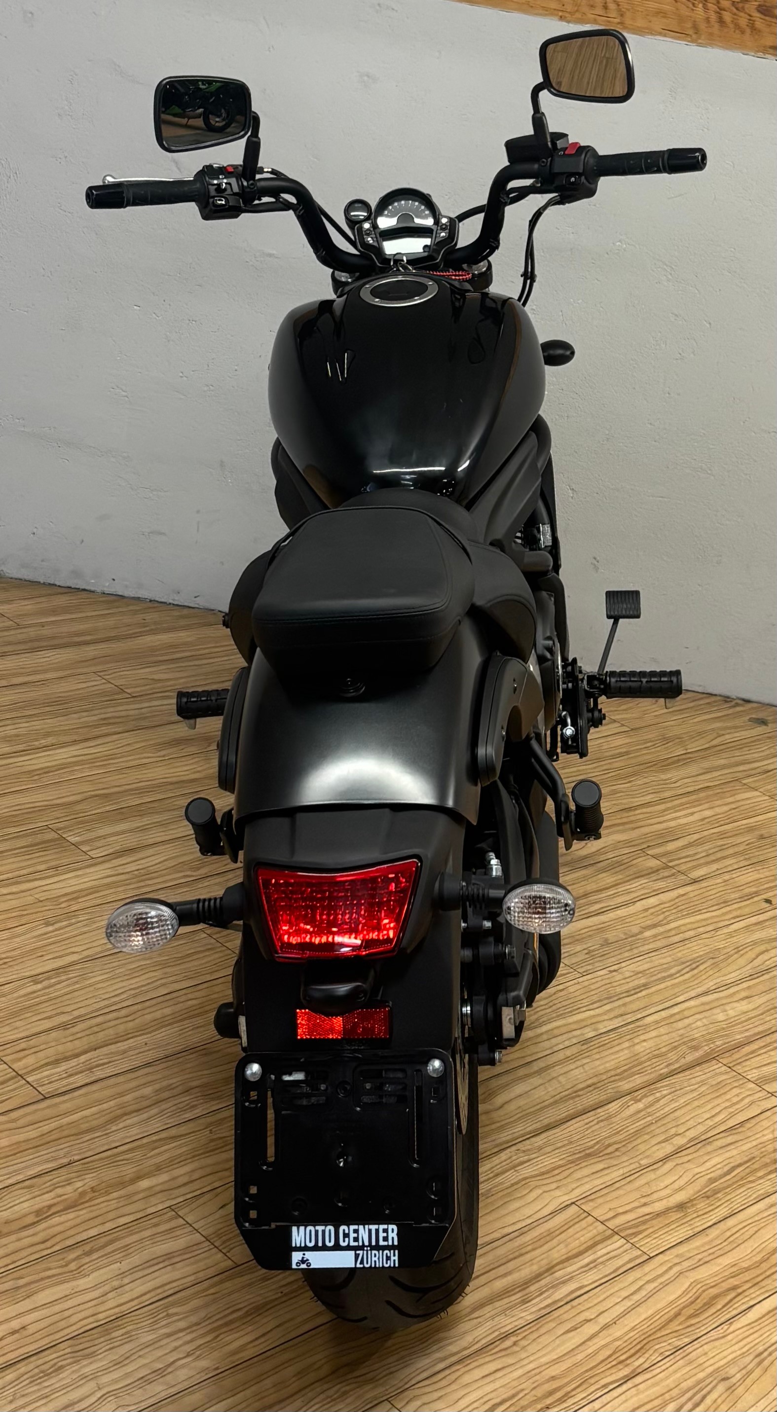 KAWASAKI Vulcan S ABS-showroom-element-3