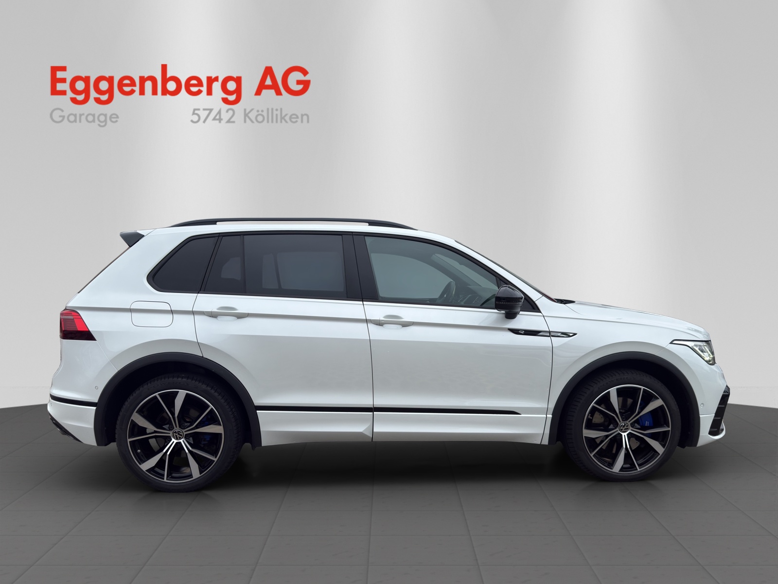 VW Tiguan 2.0TSI R 4Motion DSG, Oryxweiss Perlmutteffekt-image-5