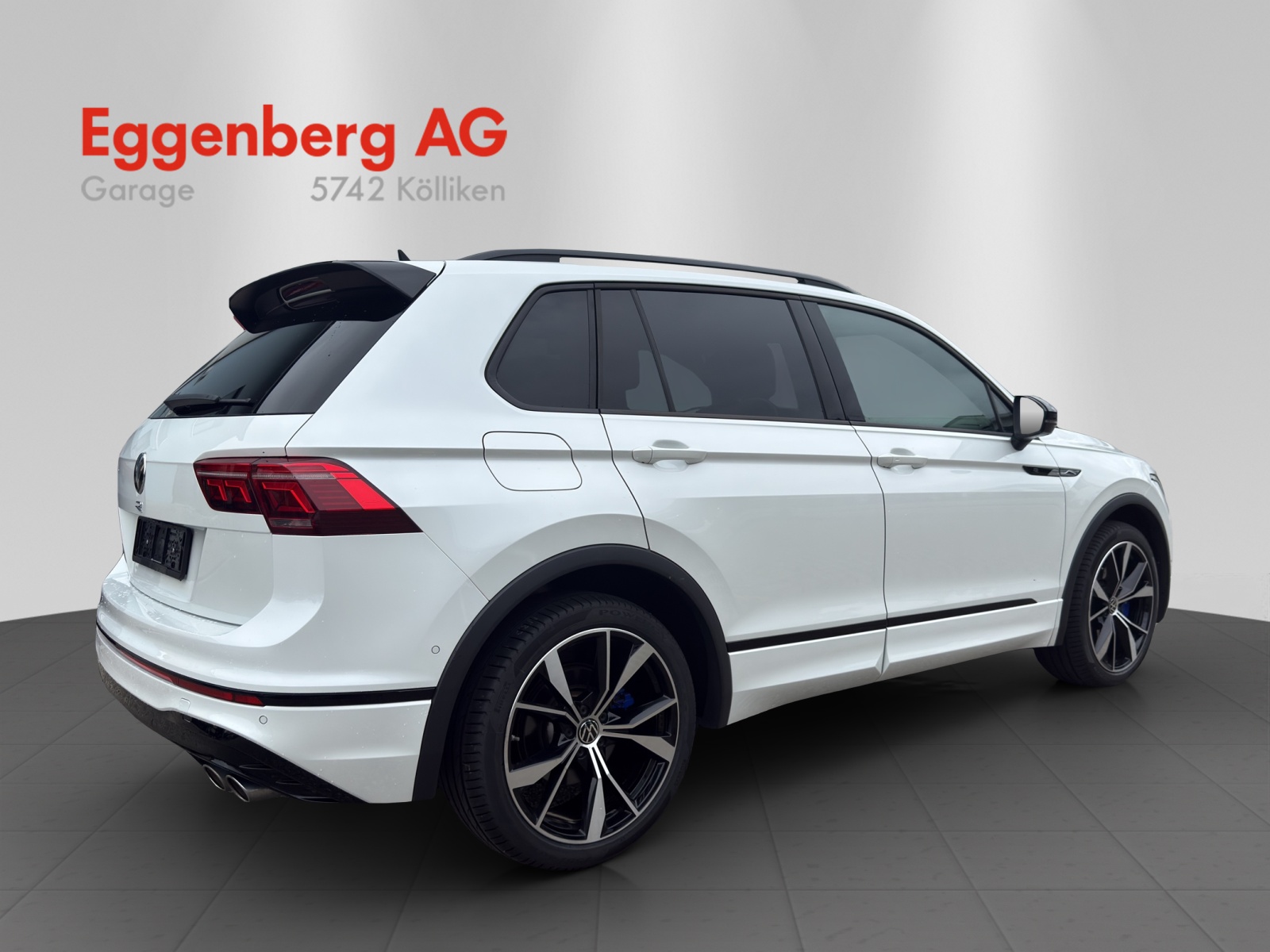 VW Tiguan 2.0TSI R 4Motion DSG, Oryxweiss Perlmutteffekt-image-4