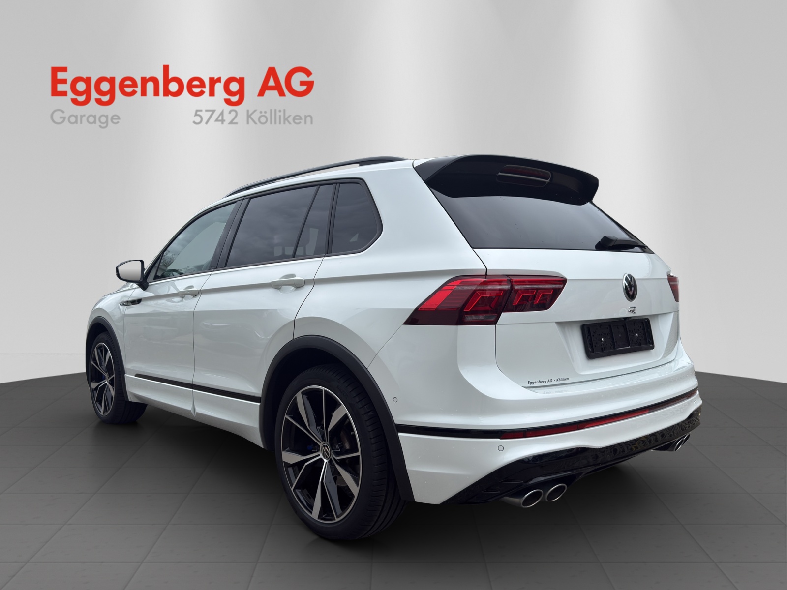 VW Tiguan 2.0TSI R 4Motion DSG, Oryxweiss Perlmutteffekt-image-2