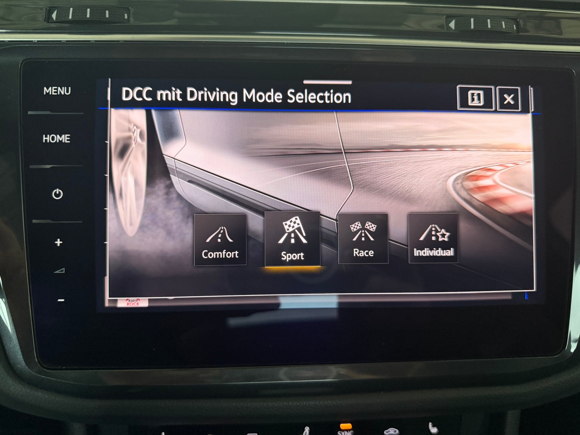 VW Tiguan 2.0TSI R 4Motion DSG, Oryxweiss Perlmutteffekt-image-21