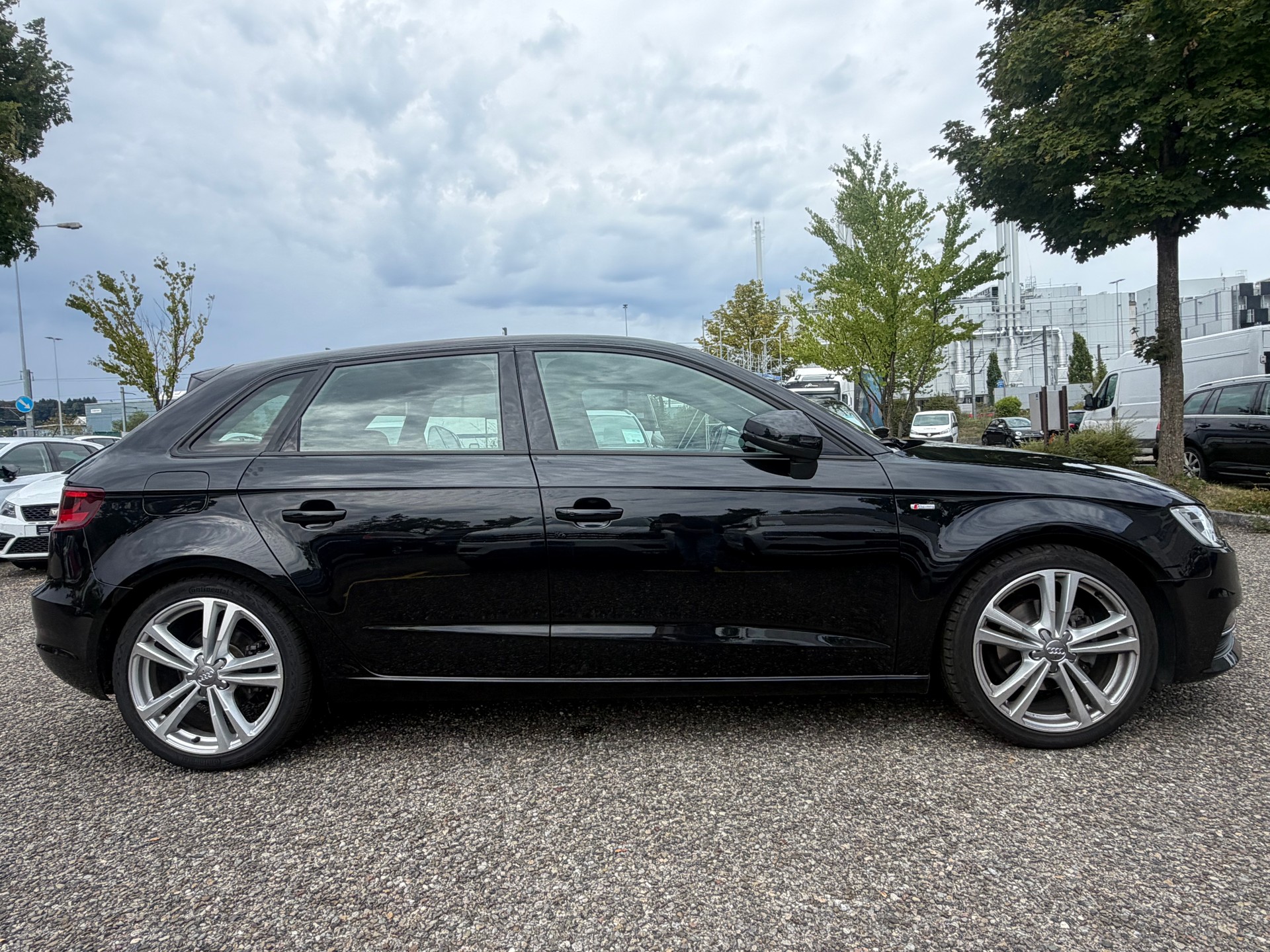 AUDI A3 Sportback 1.4 TFSI Ambition S-tronic-image-3