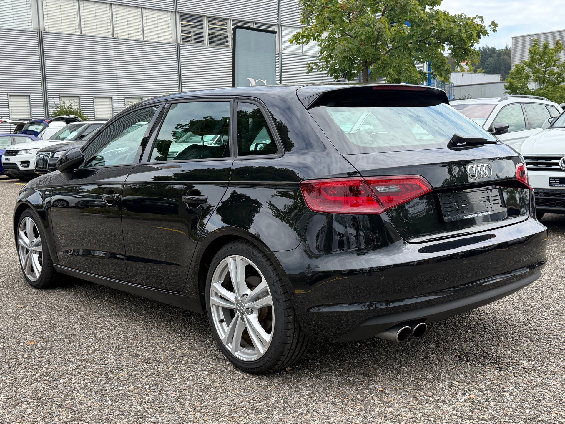 AUDI A3 Sportback 1.4 TFSI Ambition S-tronic-image-6