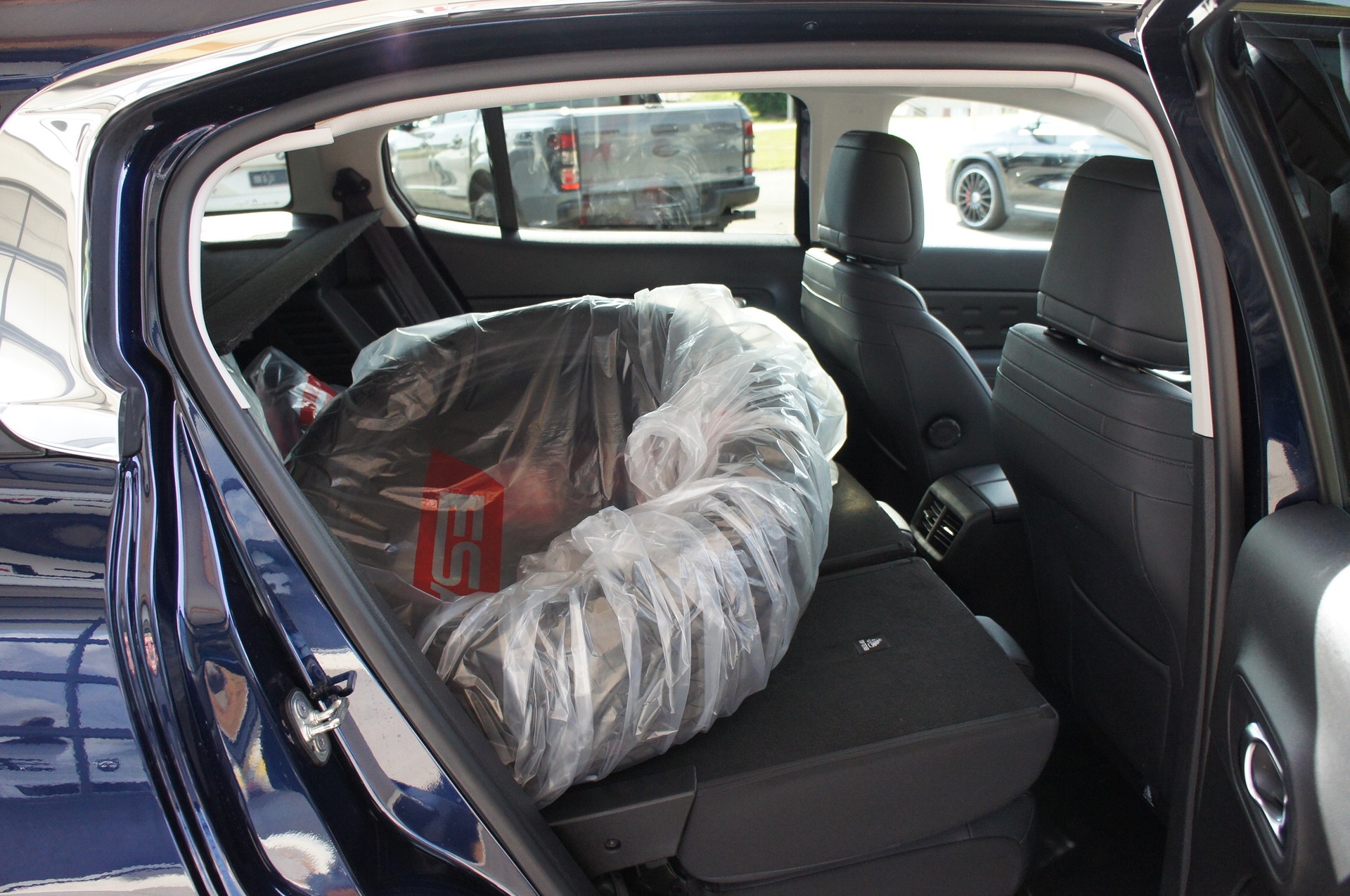 CITROEN C5 Aircross 1.6 PHEV Swiss Edition-image-9