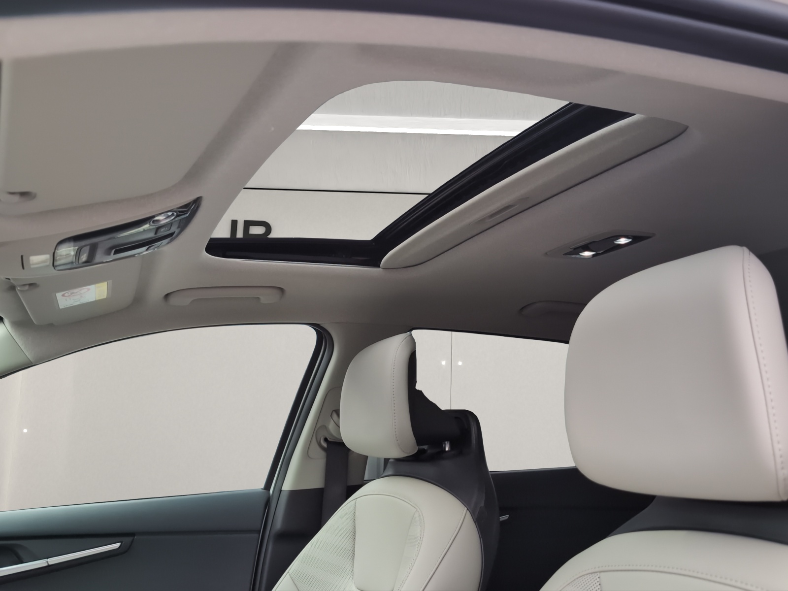 KIA Niro 1.6 GDi Hybrid Style-image-18