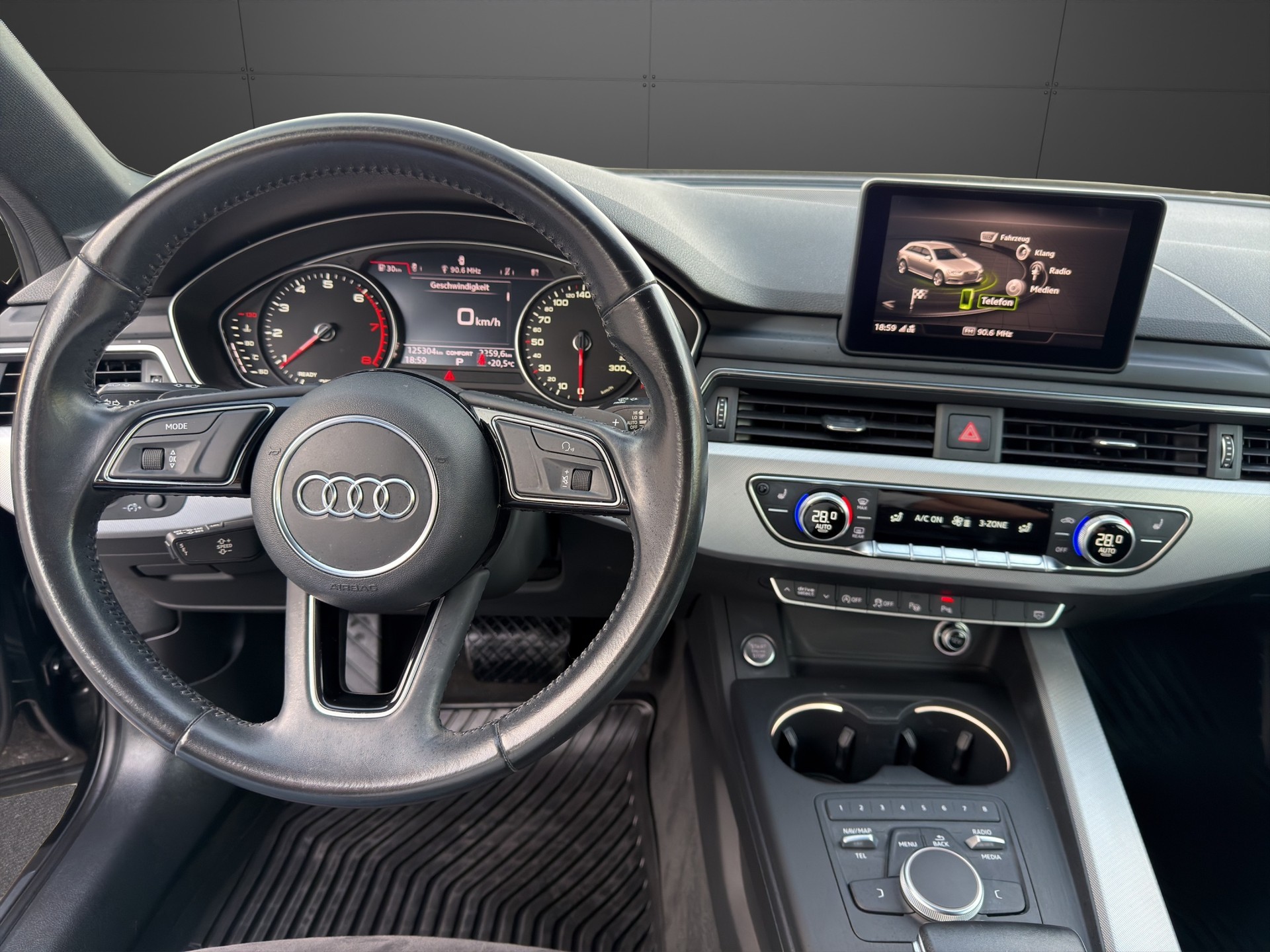 AUDI A4 Avant 2.0 TFSI Sport S-tronic-image-12