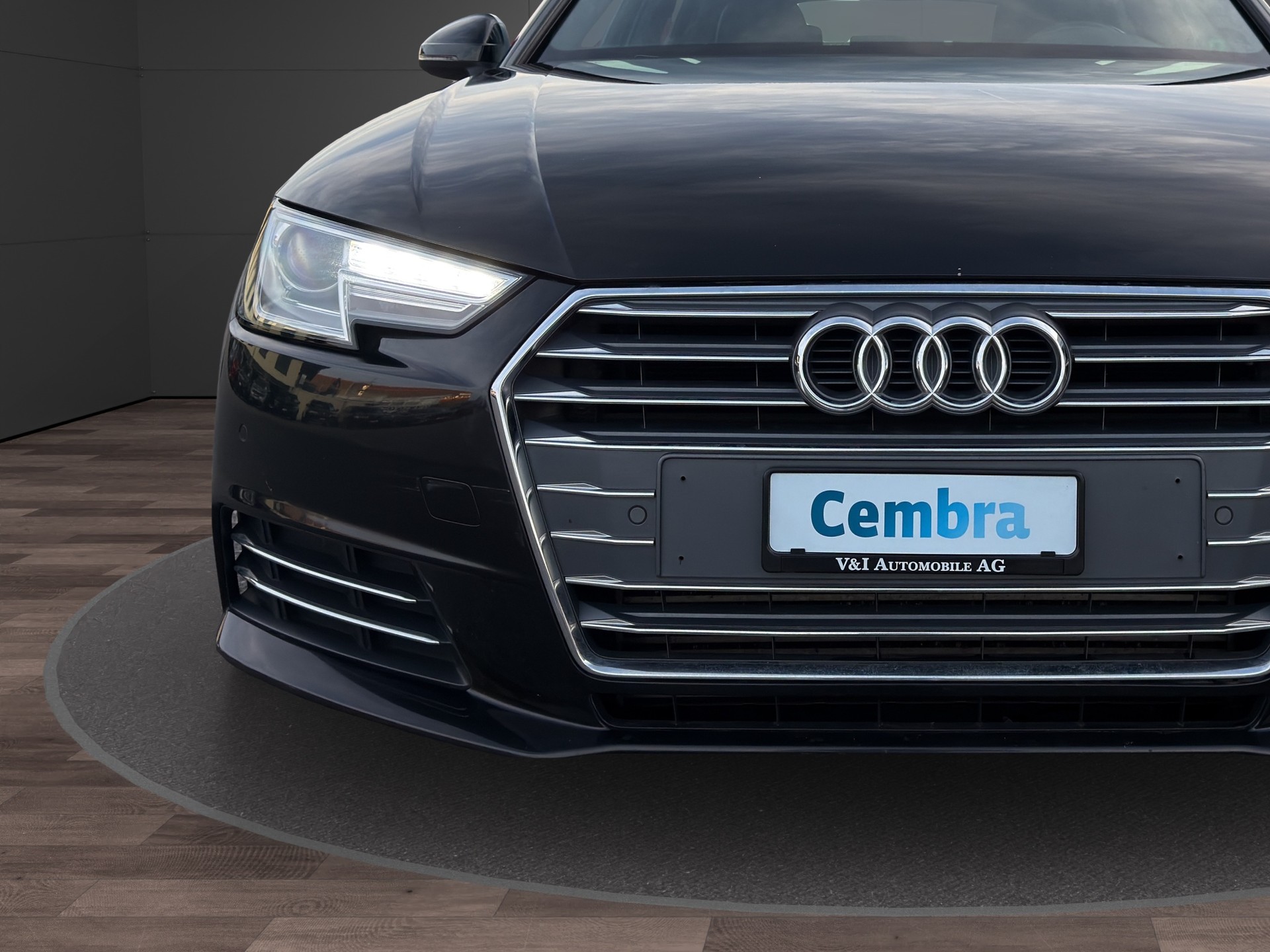 AUDI A4 Avant 2.0 TFSI Sport S-tronic-image-8
