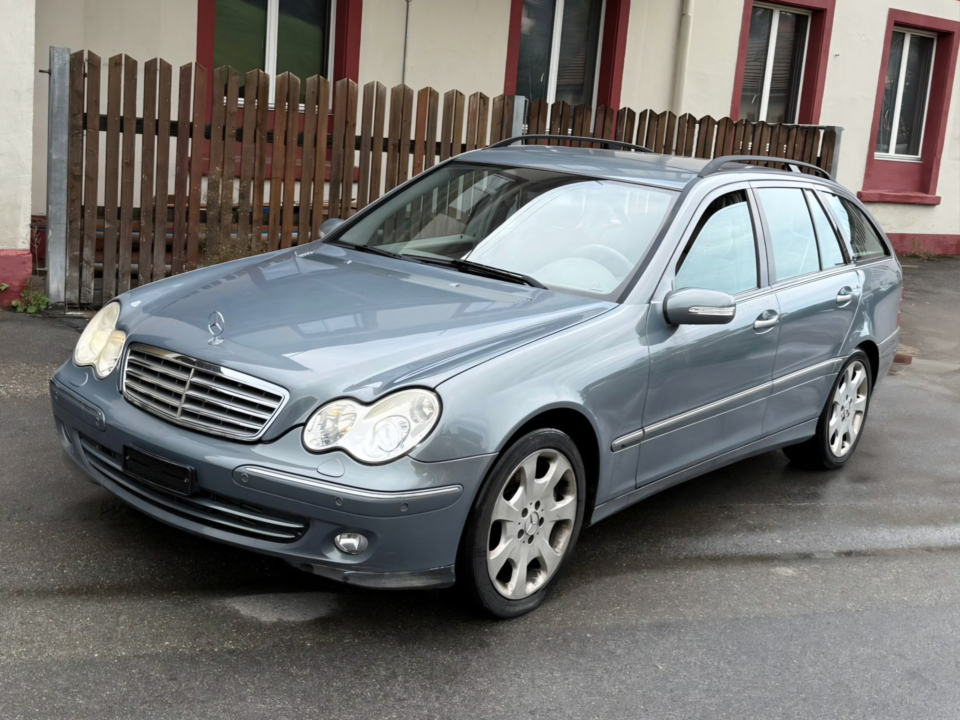 MERCEDES-BENZ C 320 CDI Elégance-image-4