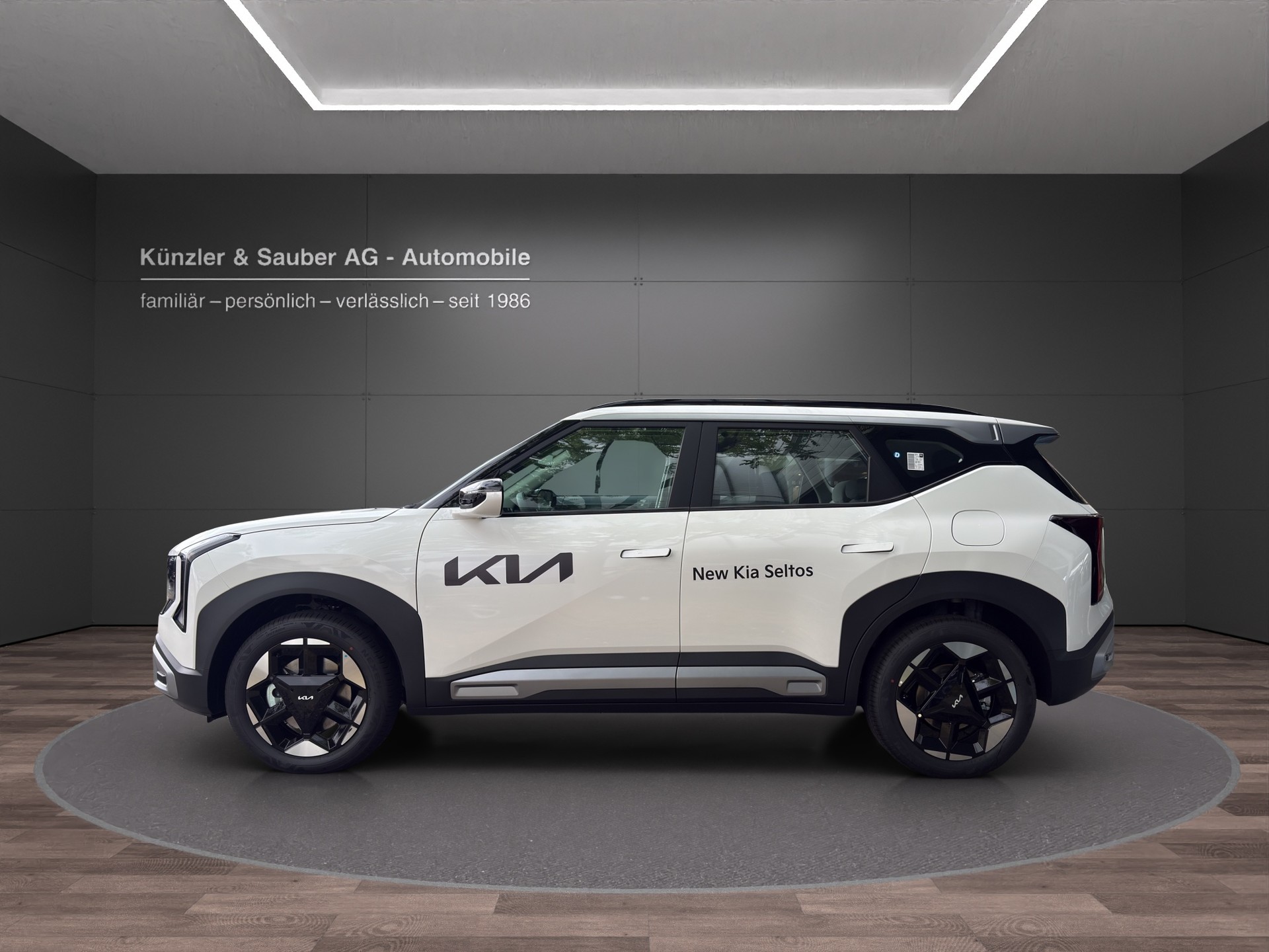 KIA Seltos 1.6T-GDi Style 7DCT 4x4-showroom-element-1