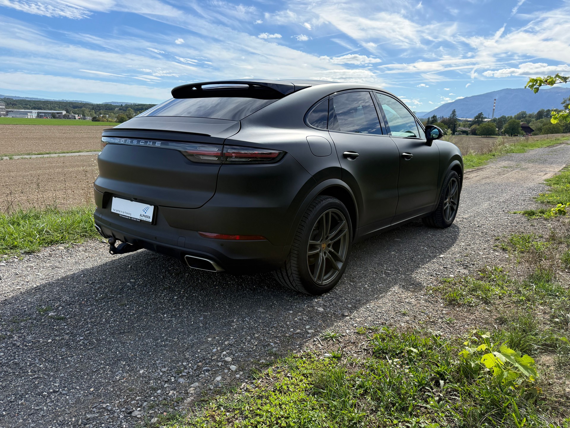 PORSCHE Cayenne Coupé-image-4
