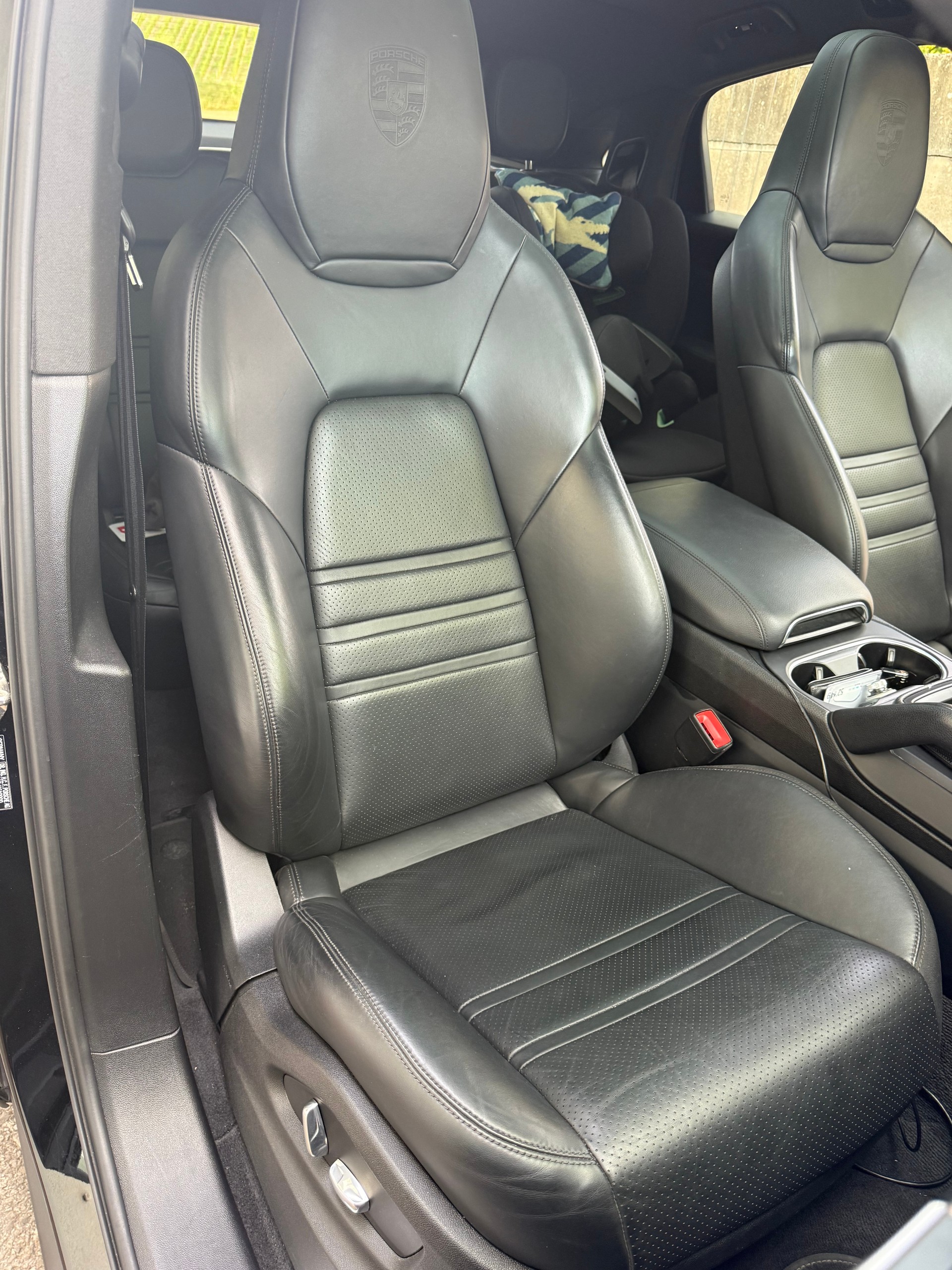 PORSCHE Cayenne Coupé-image-12