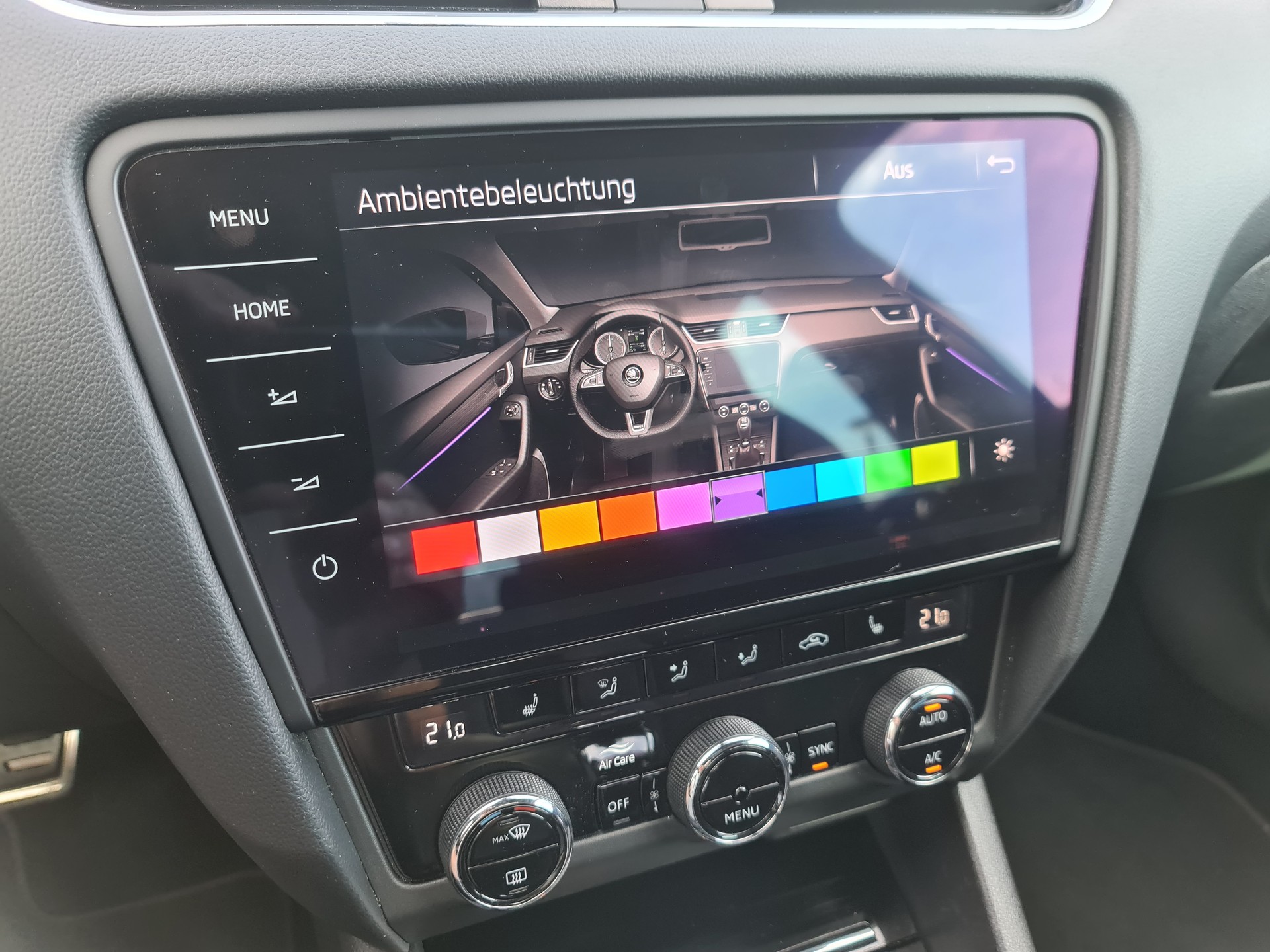 SKODA Octavia Combi 2.0 TSI RS DSG-image-9