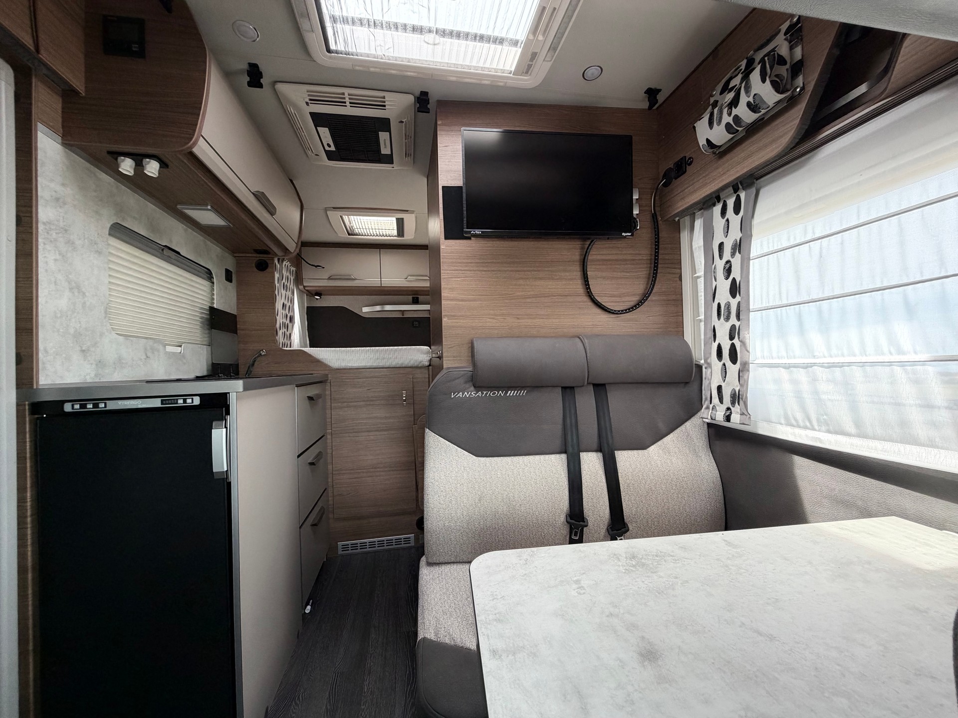 VW T6.1 2.0 TDI DSG KNAUS TABBERT - BULLI-image-18