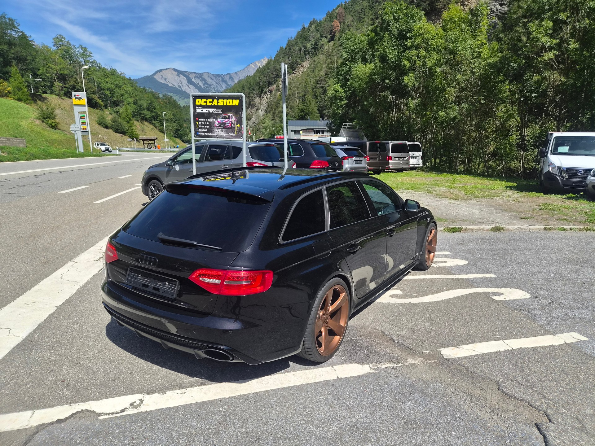 AUDI RS4 Avant 4.2 FSI V8 quattro S-tronic-image-3
