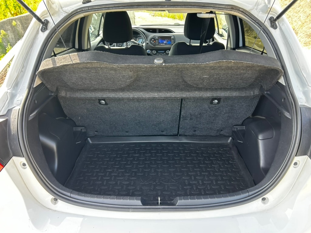 TOYOTA Yaris 1.5 VVT-i Hybrid Trend e-CVT-image-9