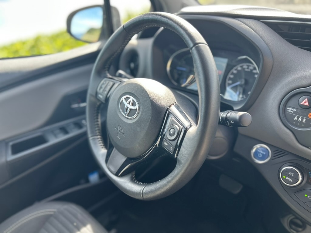 TOYOTA Yaris 1.5 VVT-i Hybrid Trend e-CVT-image-4