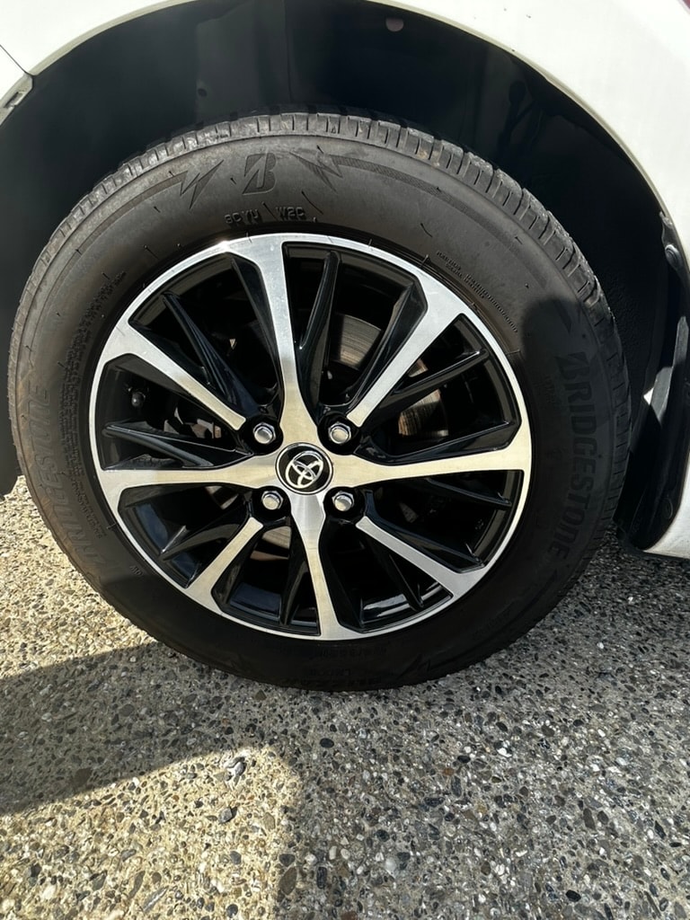 TOYOTA Yaris 1.5 VVT-i Hybrid Trend e-CVT-image-10