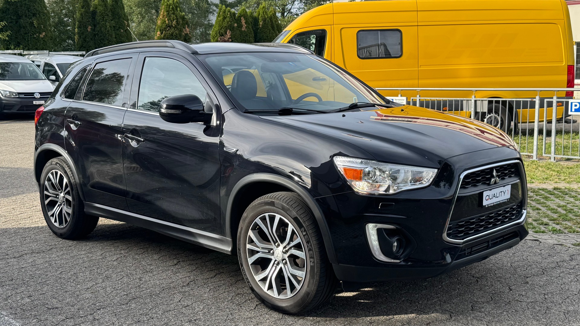 MITSUBISHI ASX 2.2 DIDValue 4WD Automatic-image-2