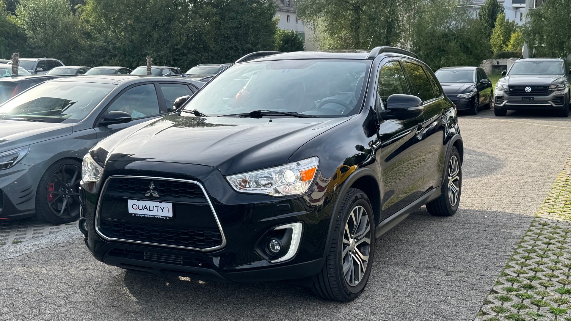 MITSUBISHI ASX 2.2 DIDValue 4WD Automatic-image-1