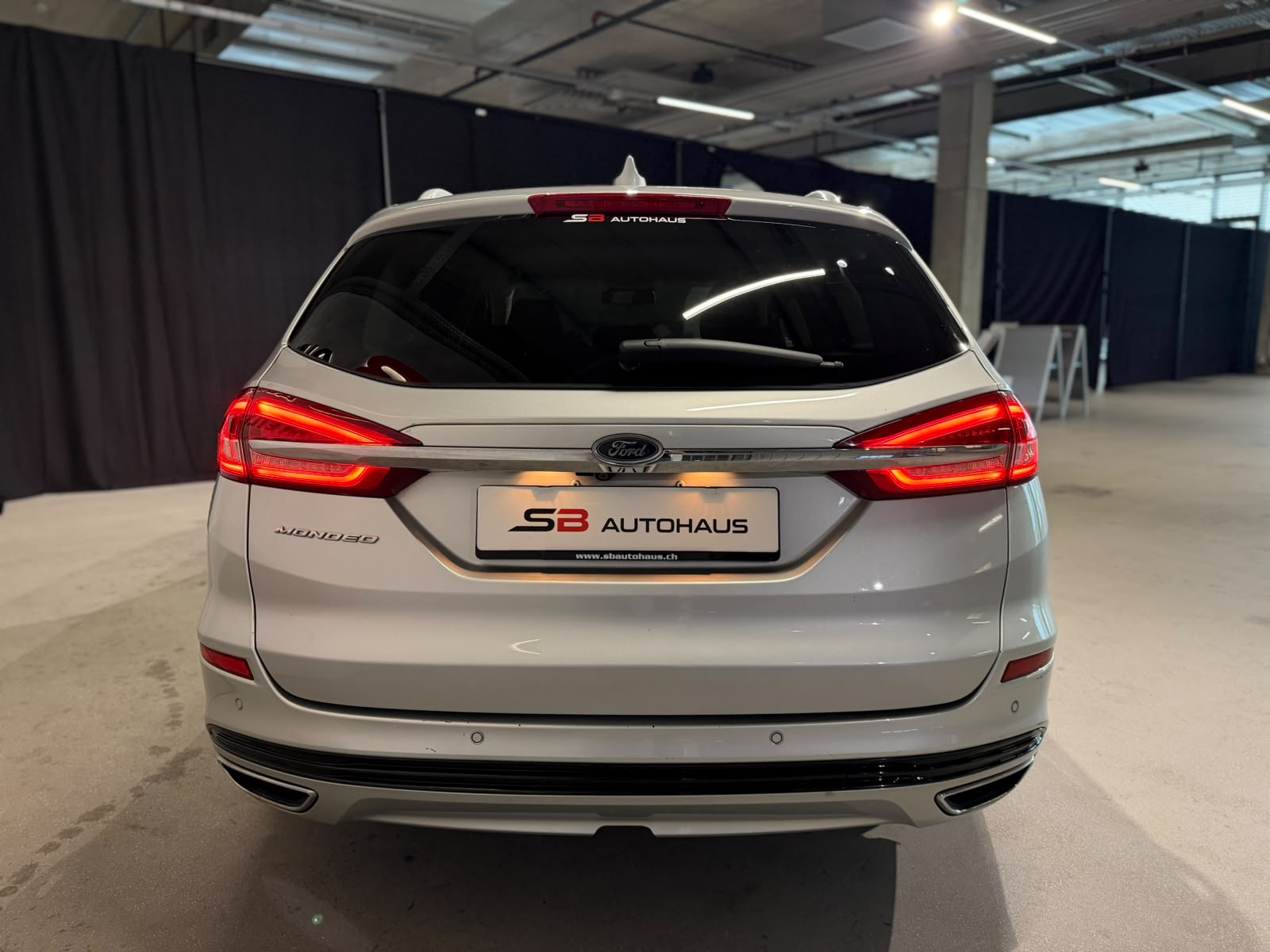 FORD Mondeo 2.0 TDCi Titanium Automatik (CH)-image-13