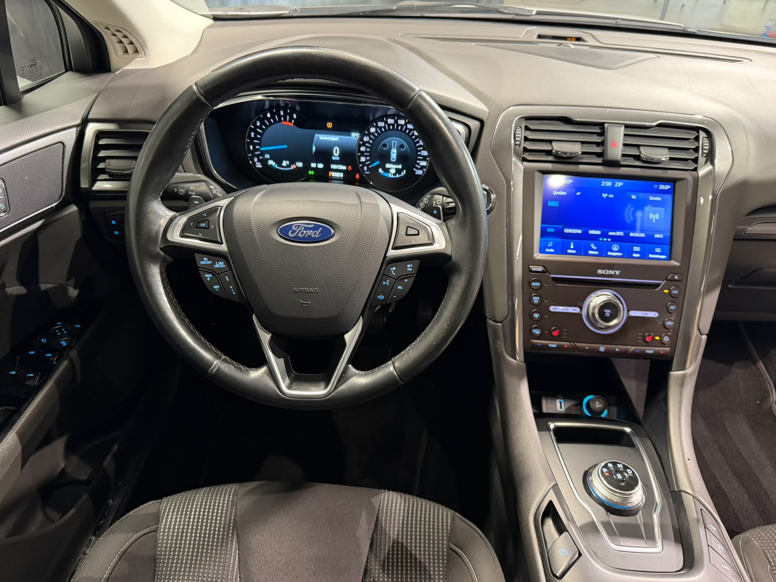 FORD Mondeo 2.0 TDCi Titanium Automatik (CH)-image-21