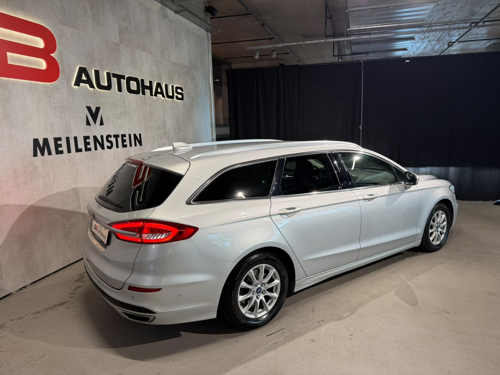 FORD Mondeo 2.0 TDCi Titanium Automatik (CH)-image-8