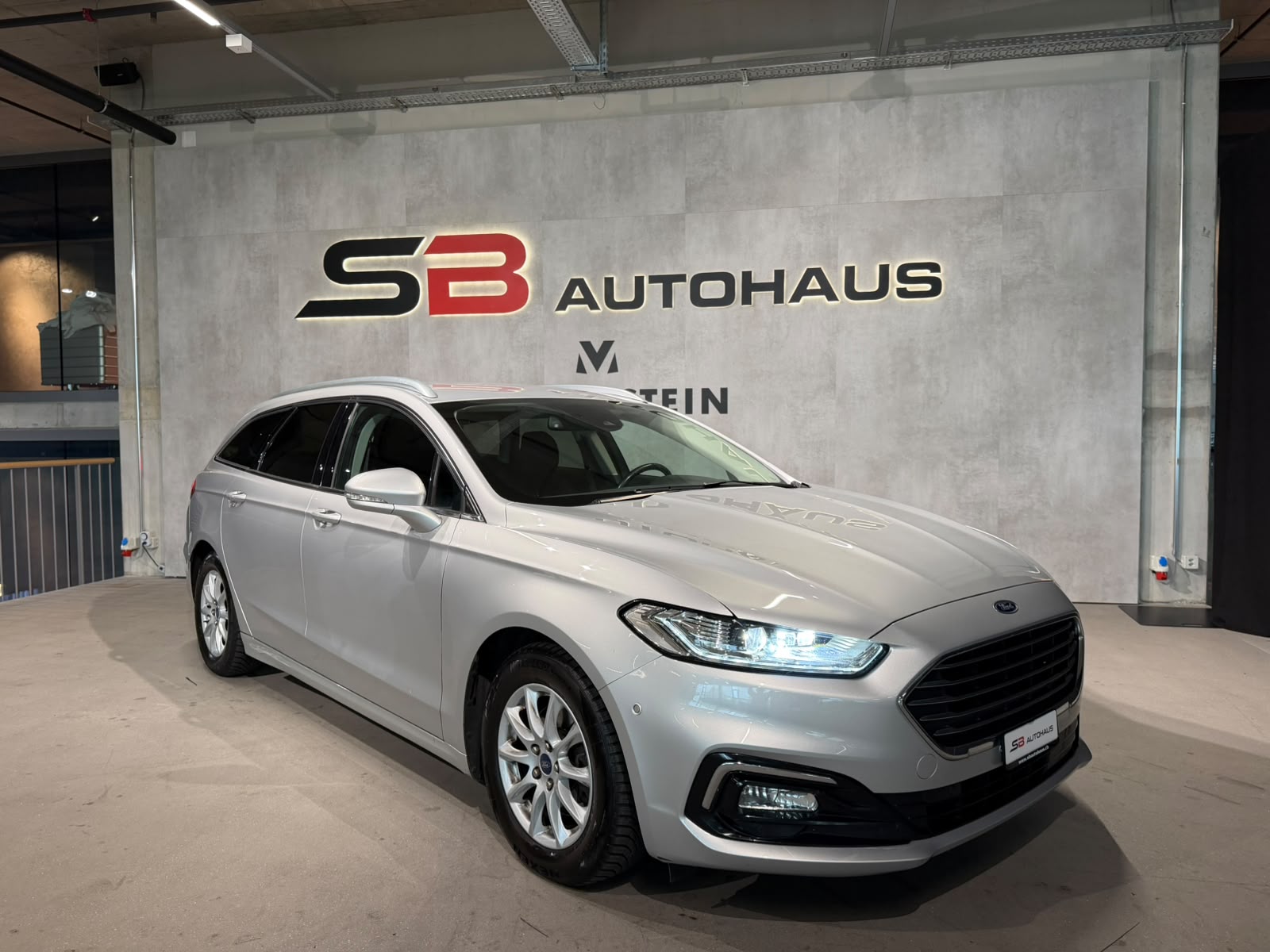 FORD Mondeo 2.0 TDCi Titanium Automatik (CH)-image-4